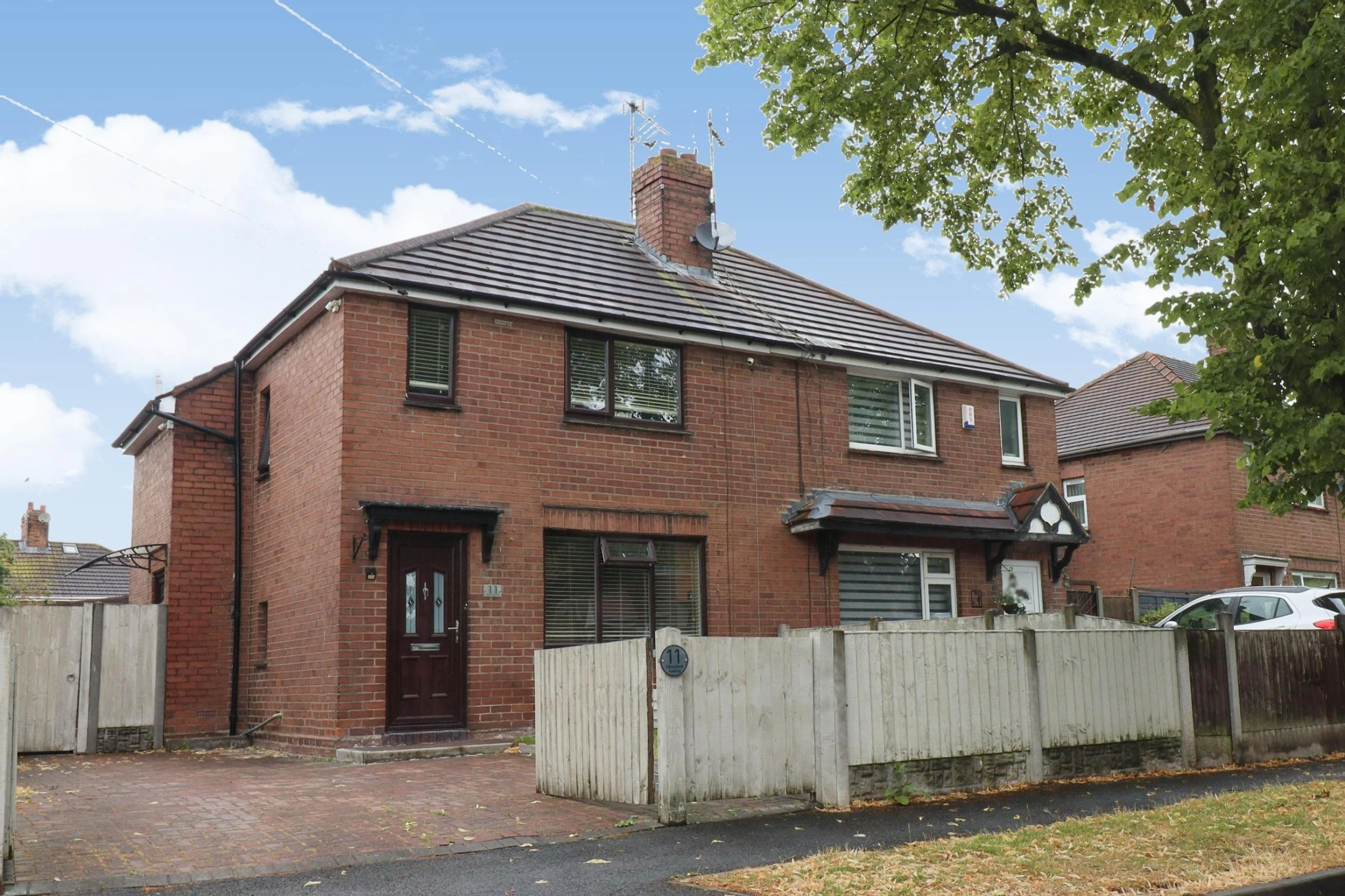 Property enquiry form background image