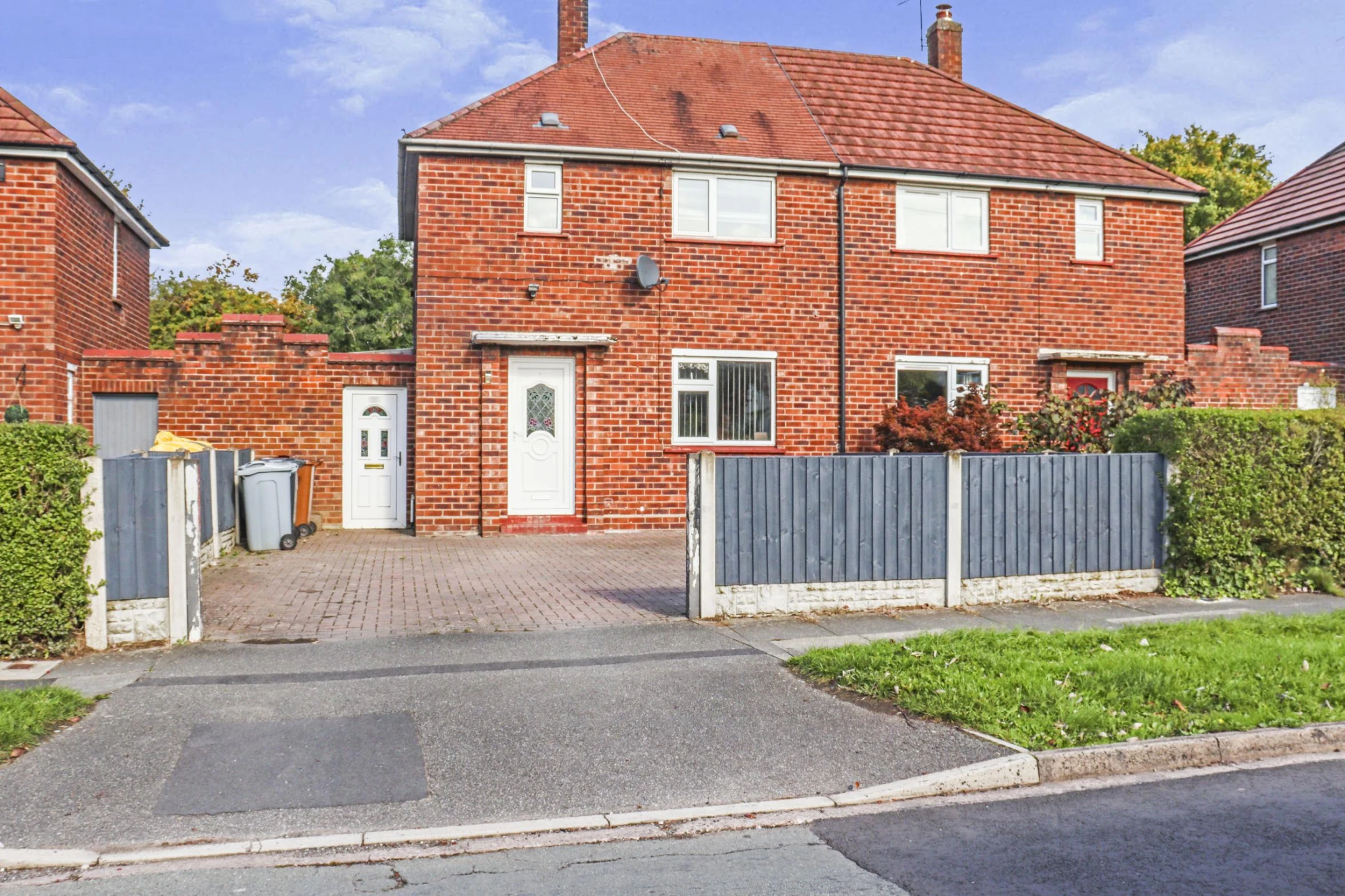 Property enquiry form background image