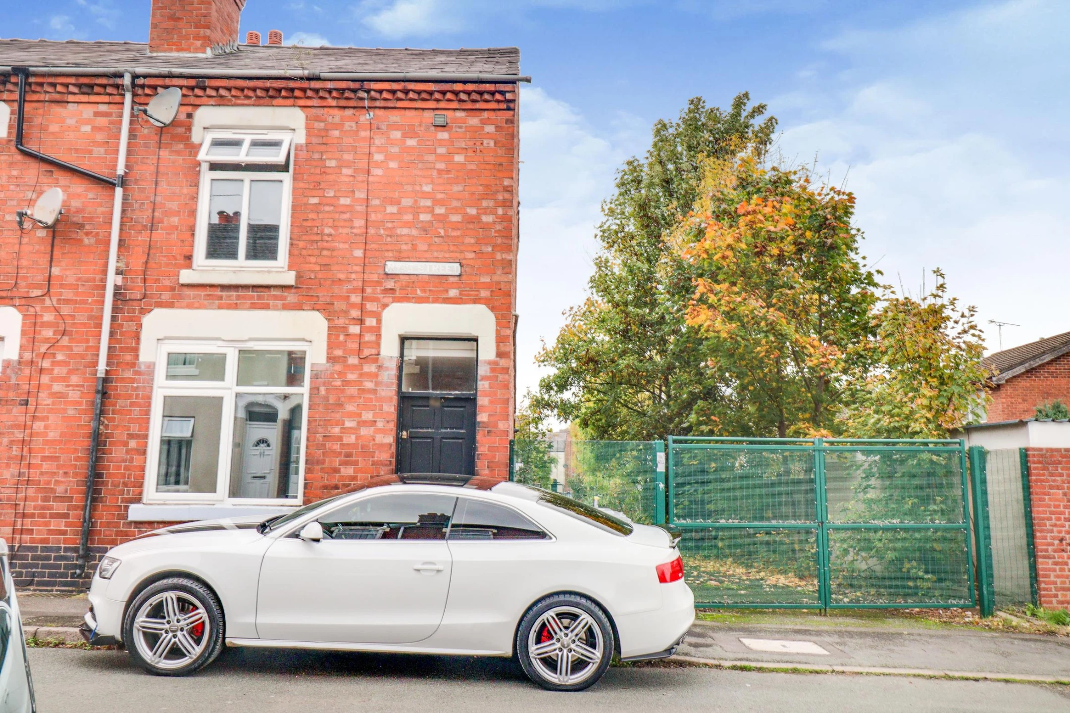 Property enquiry form background image