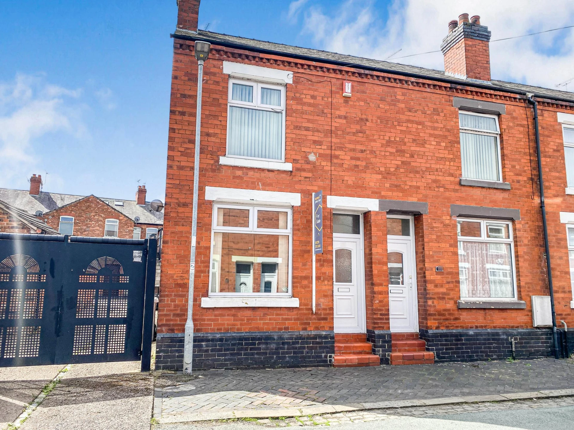 Property enquiry form background image