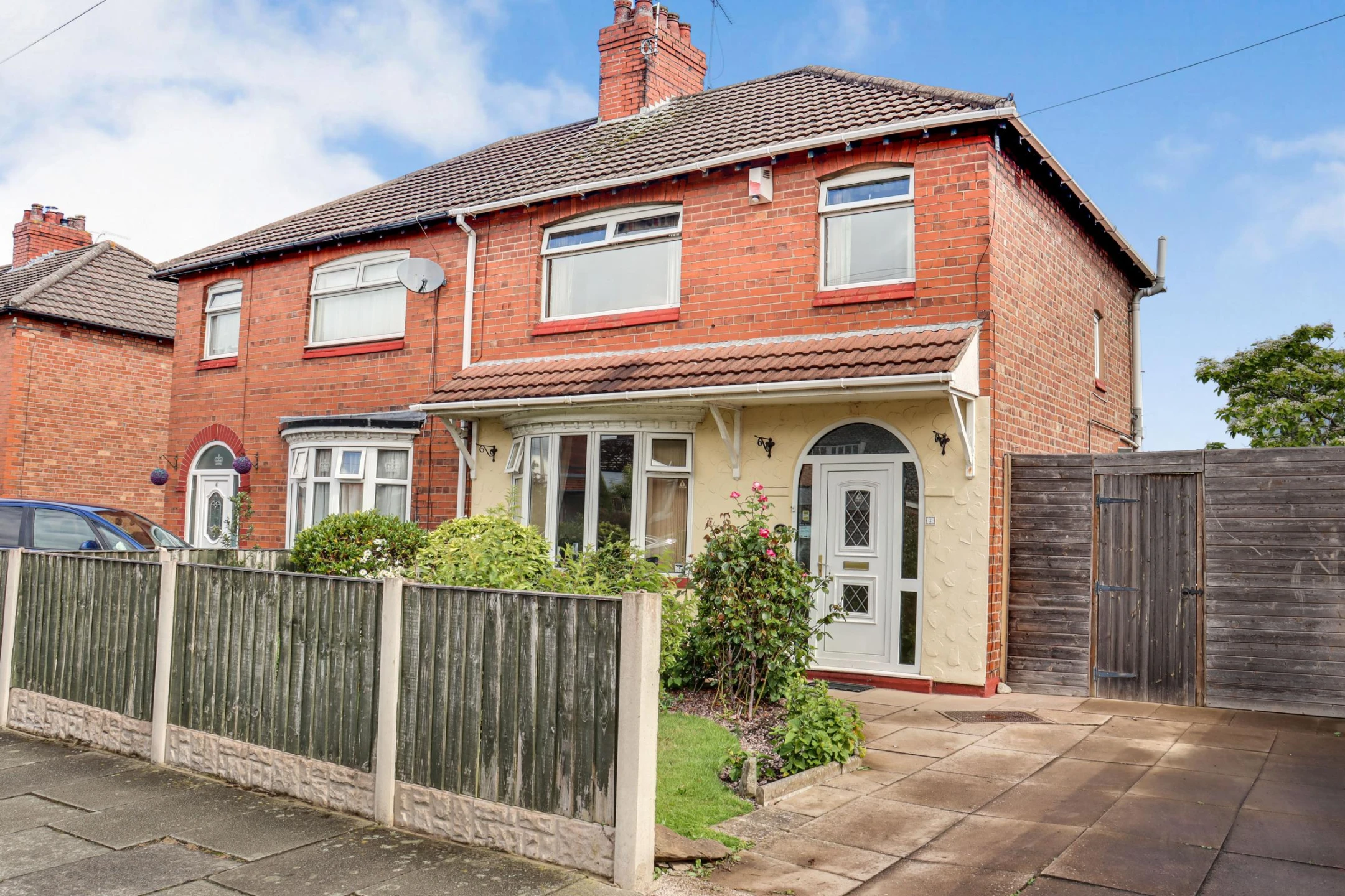 Property enquiry form background image