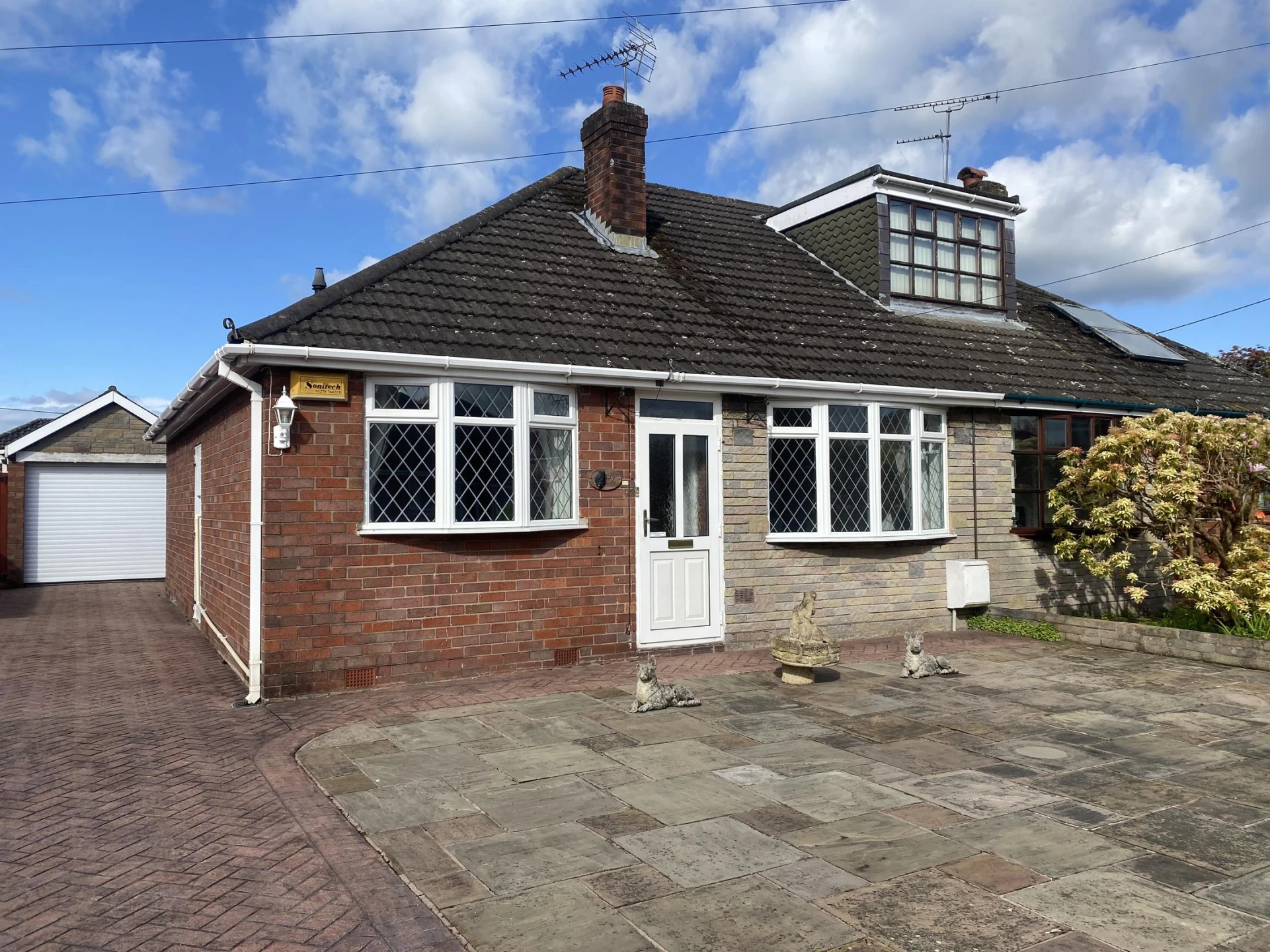 Property enquiry form background image