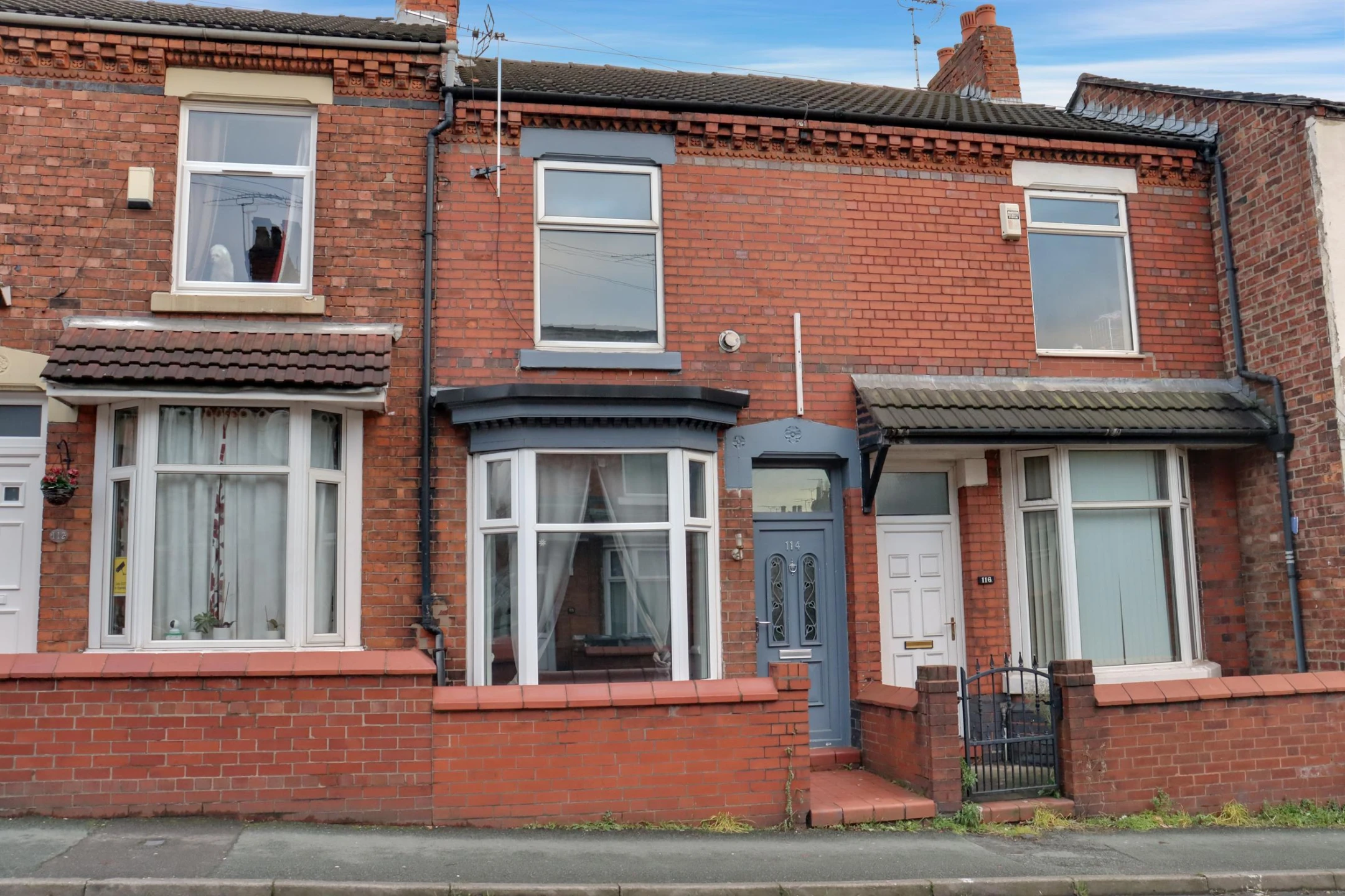 Property enquiry form background image