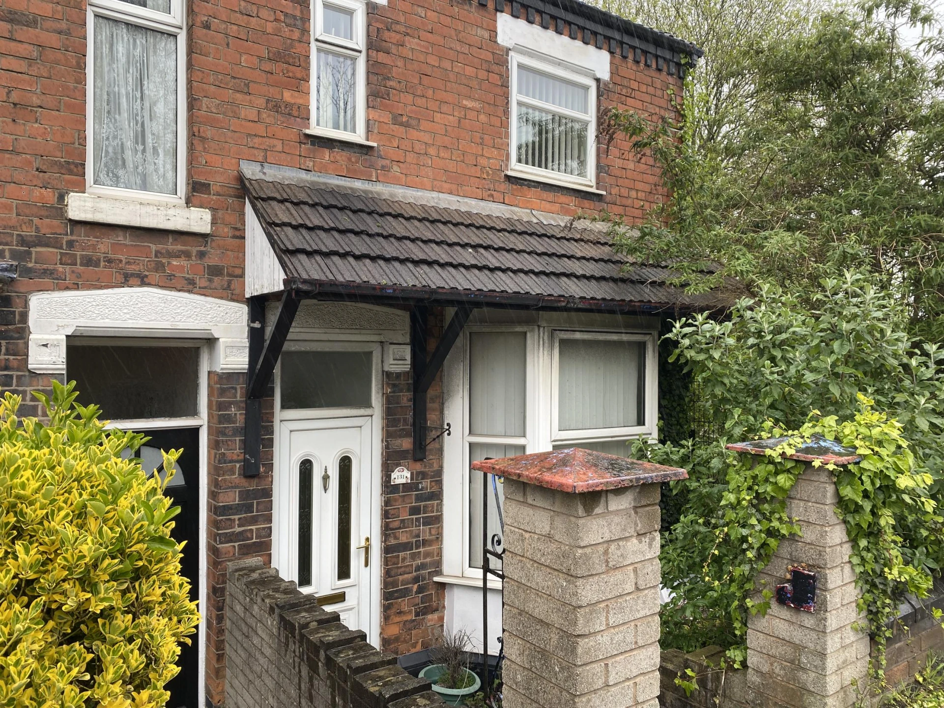 Property enquiry form background image