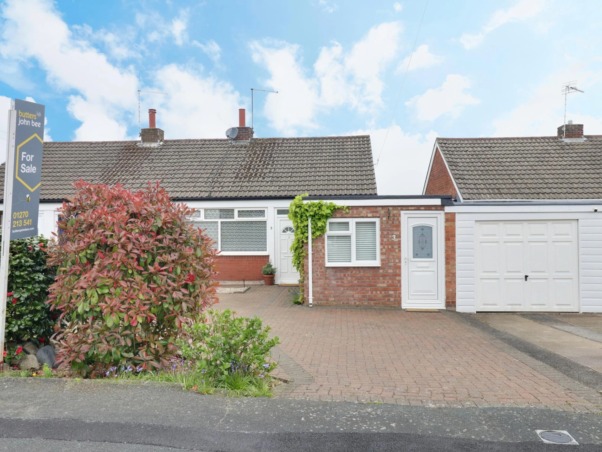Property enquiry form background image