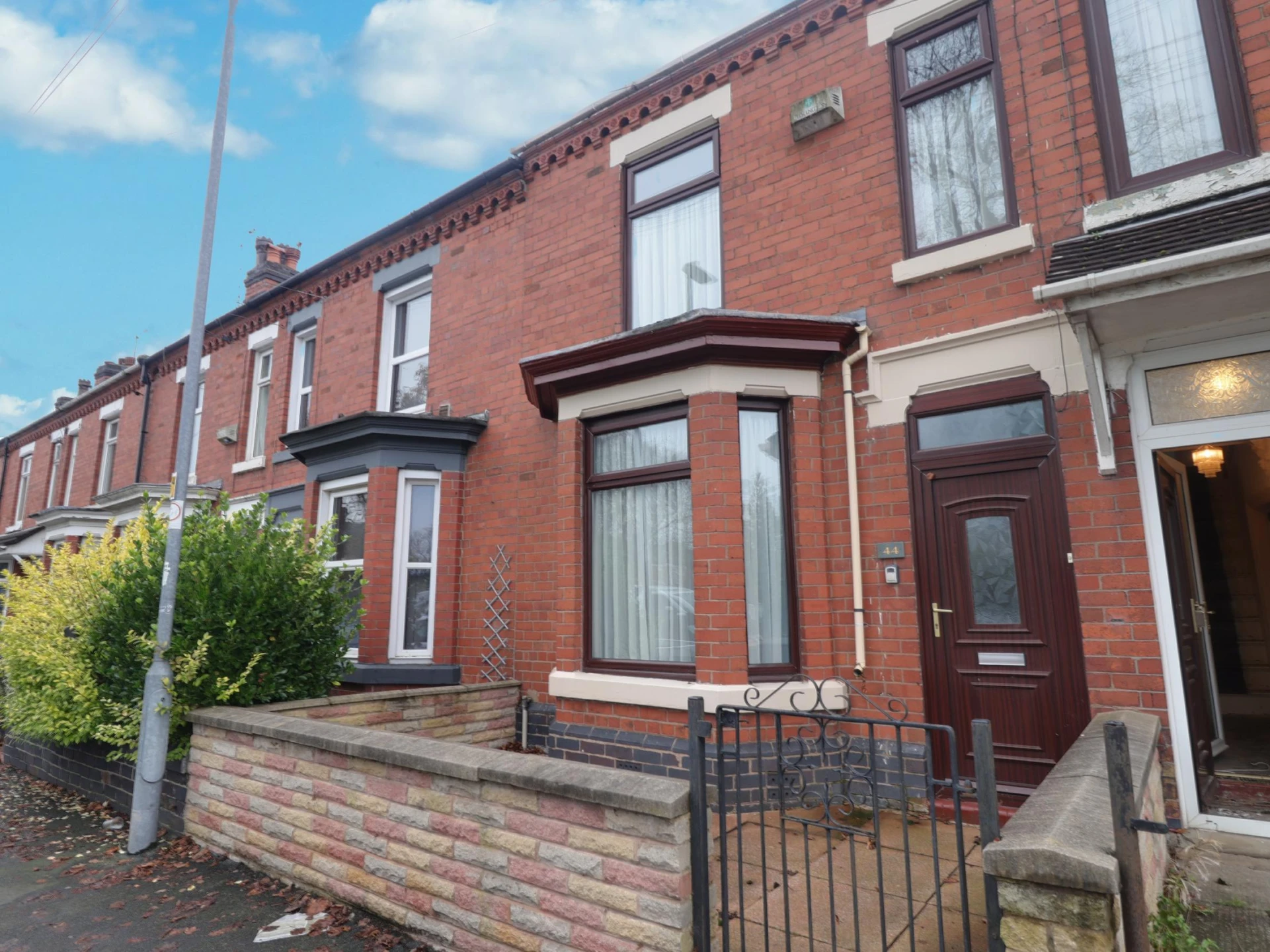 Property enquiry form background image