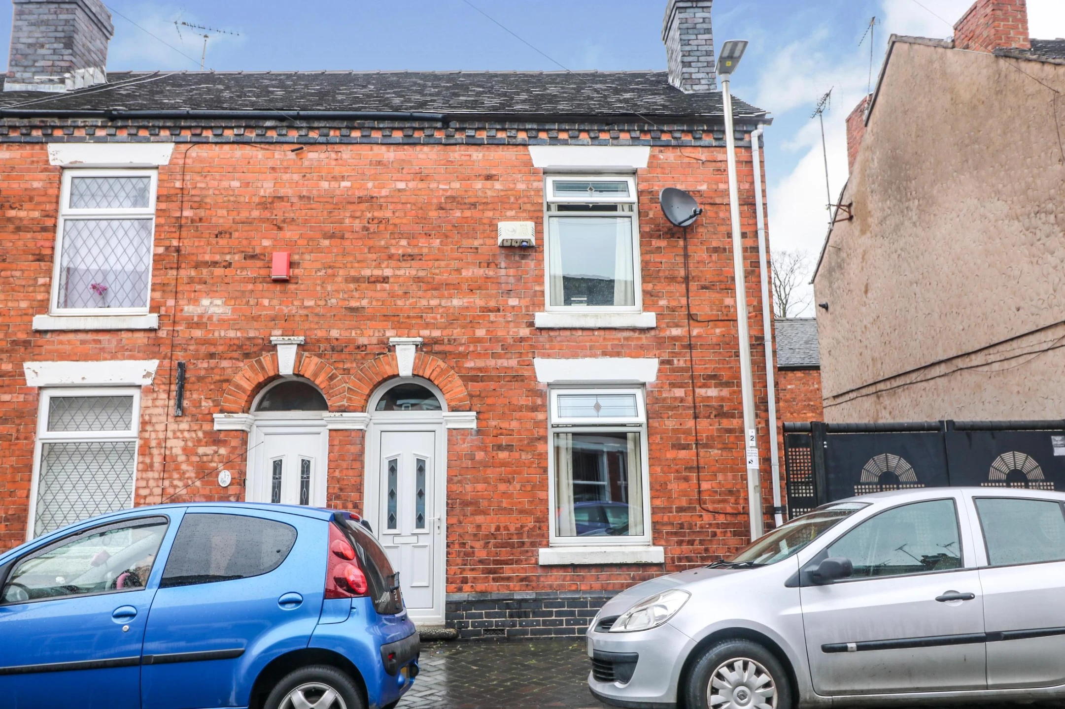 Property enquiry form background image