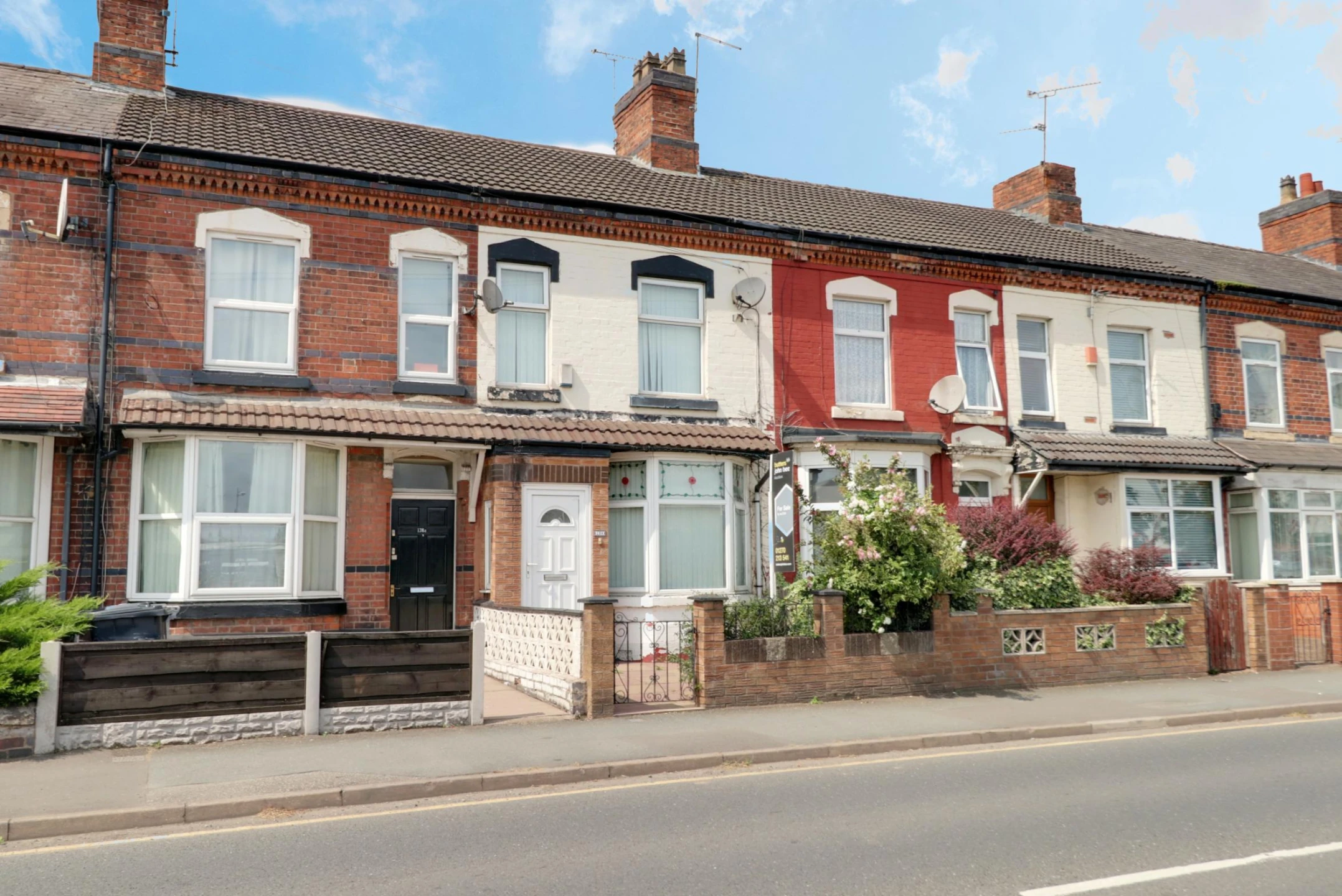 Property enquiry form background image