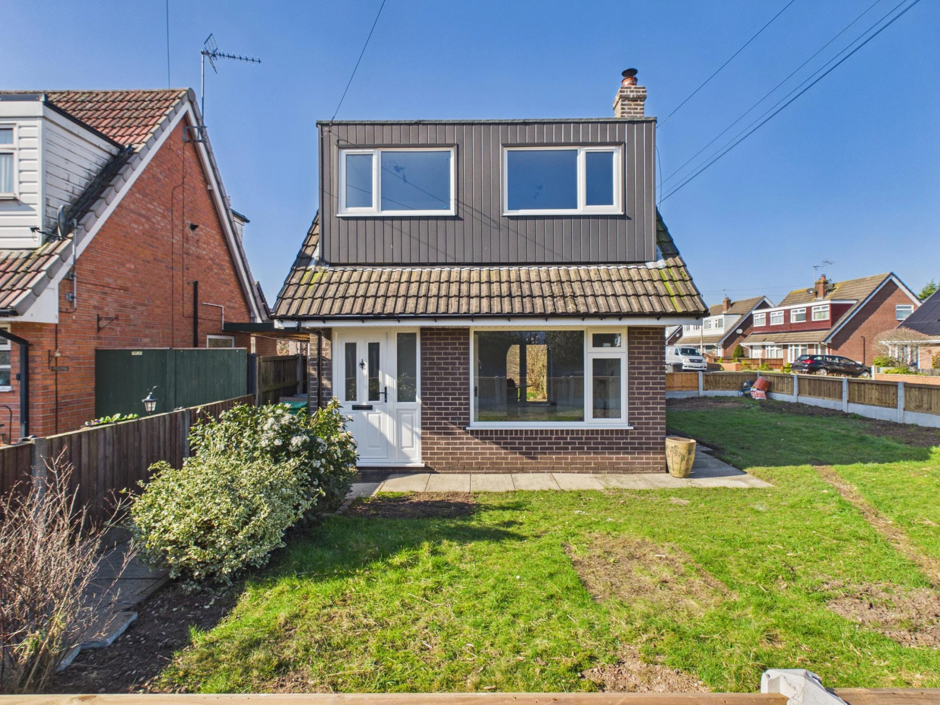 Property enquiry form background image