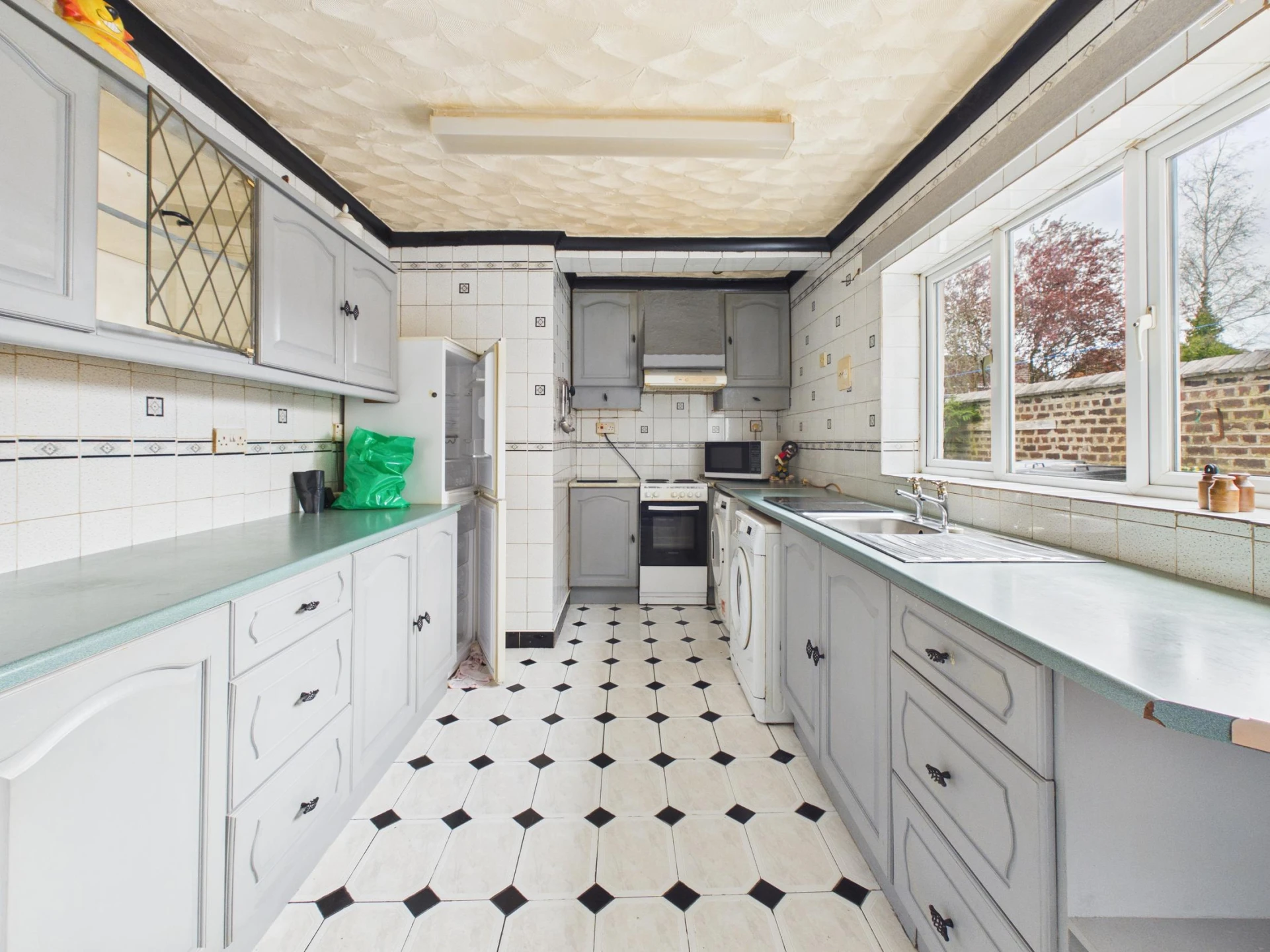 Atholl Avenue, Crewe