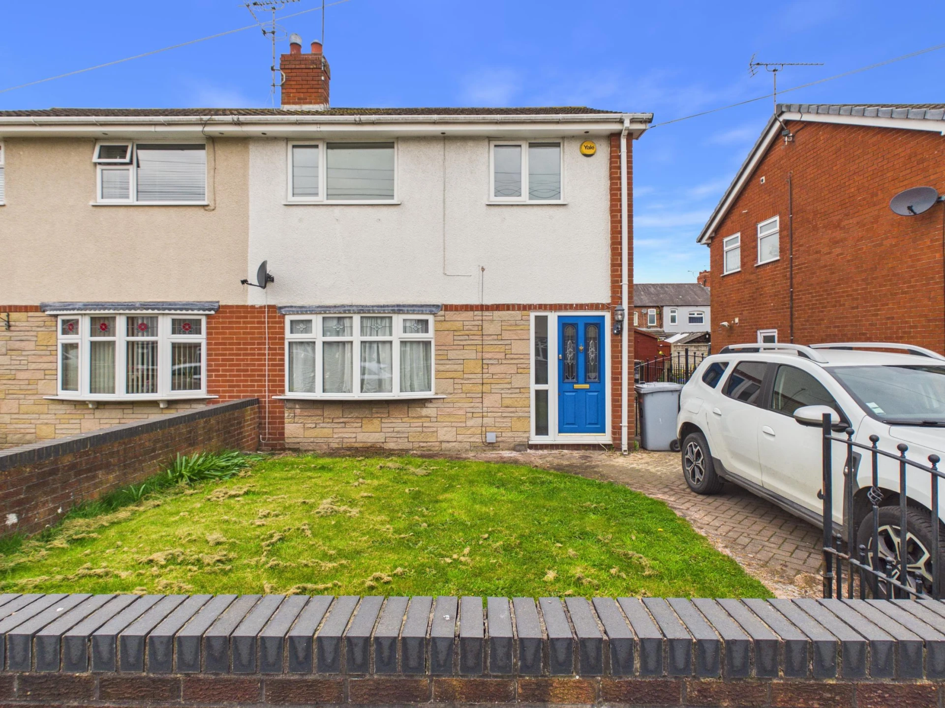 Property enquiry form background image