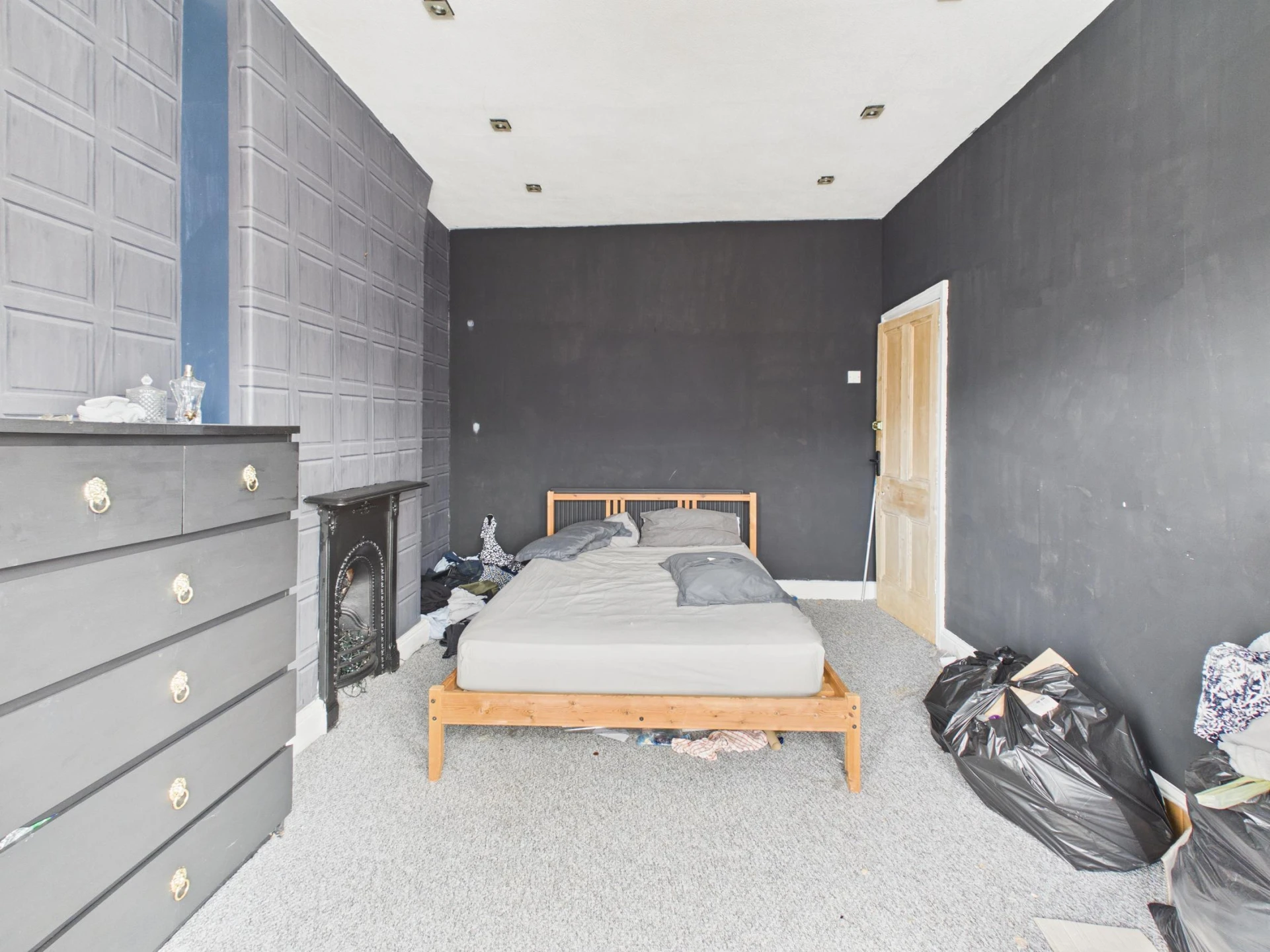 Walthall Street, Crewe