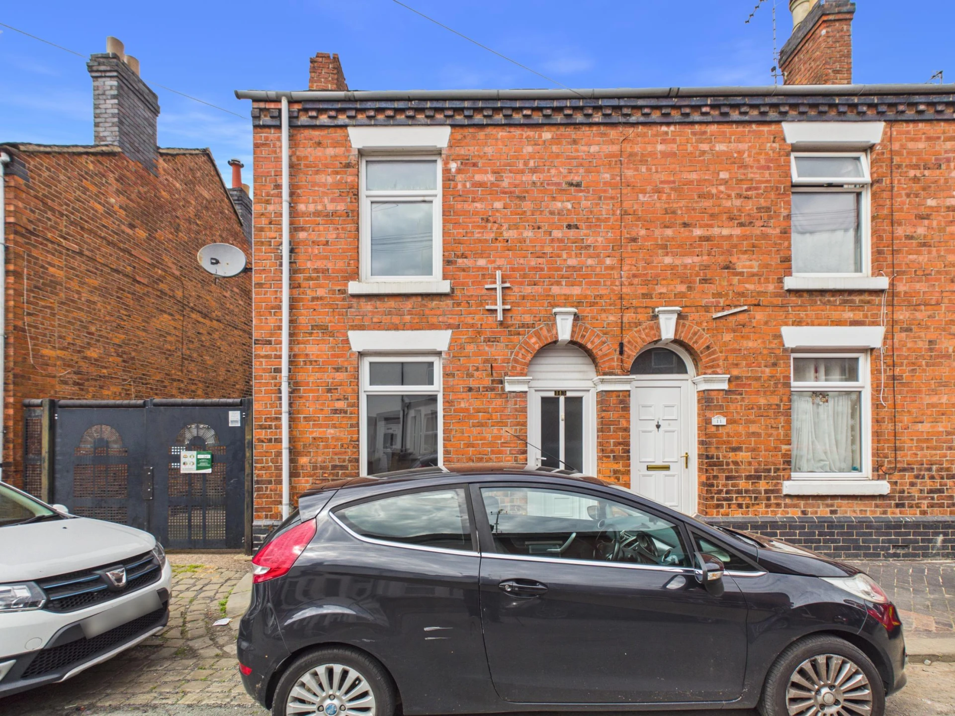 Property enquiry form background image