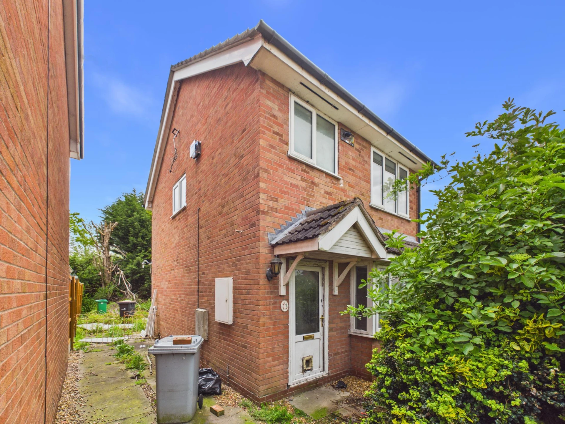 Property enquiry form background image