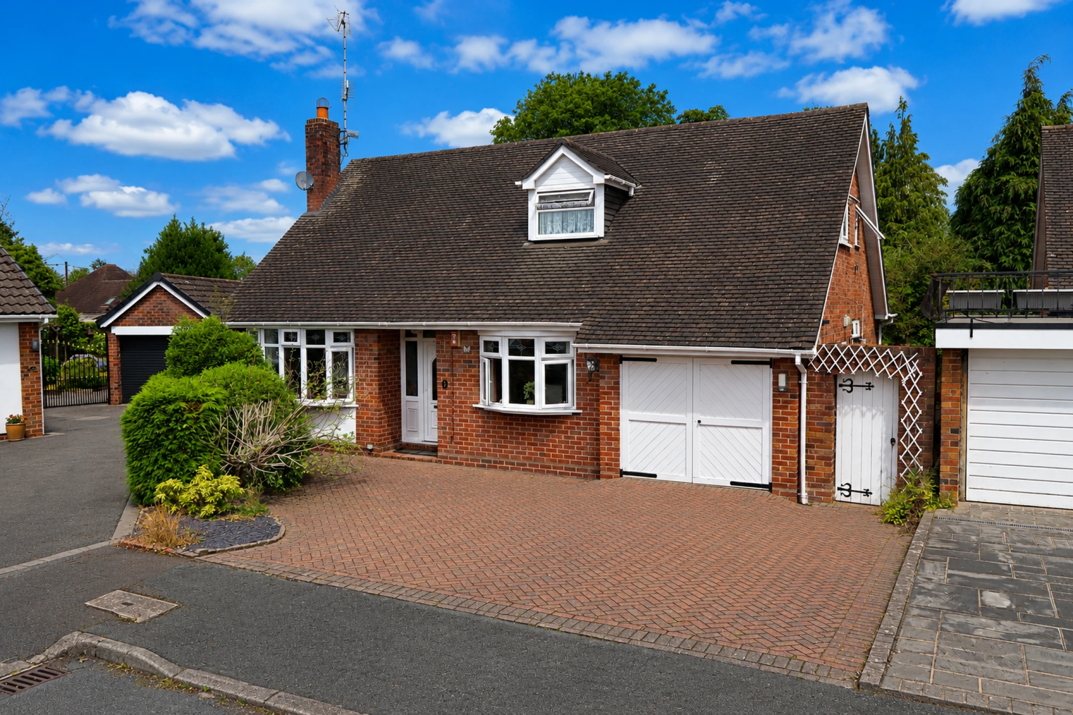 Property enquiry form background image