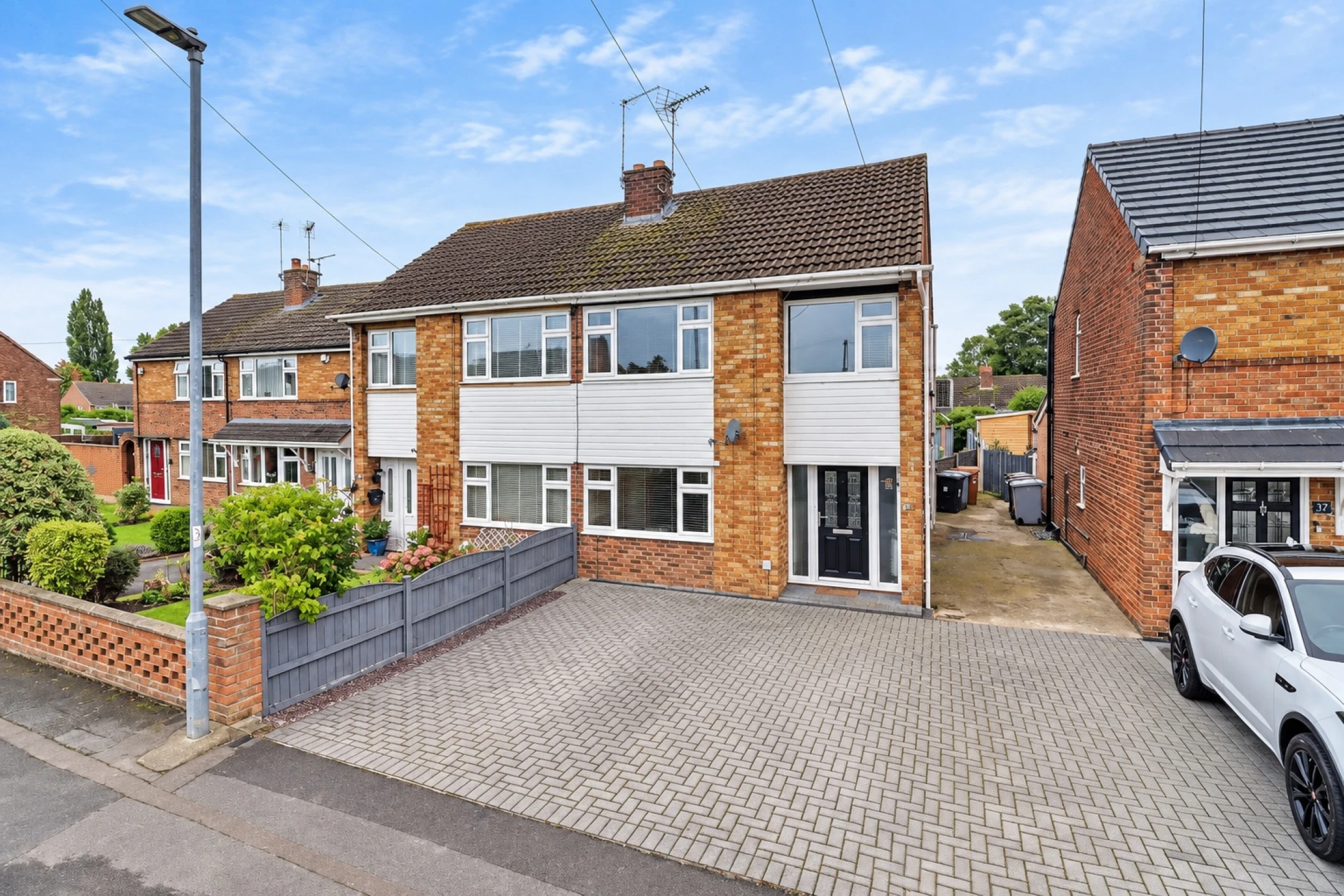 Property enquiry form background image