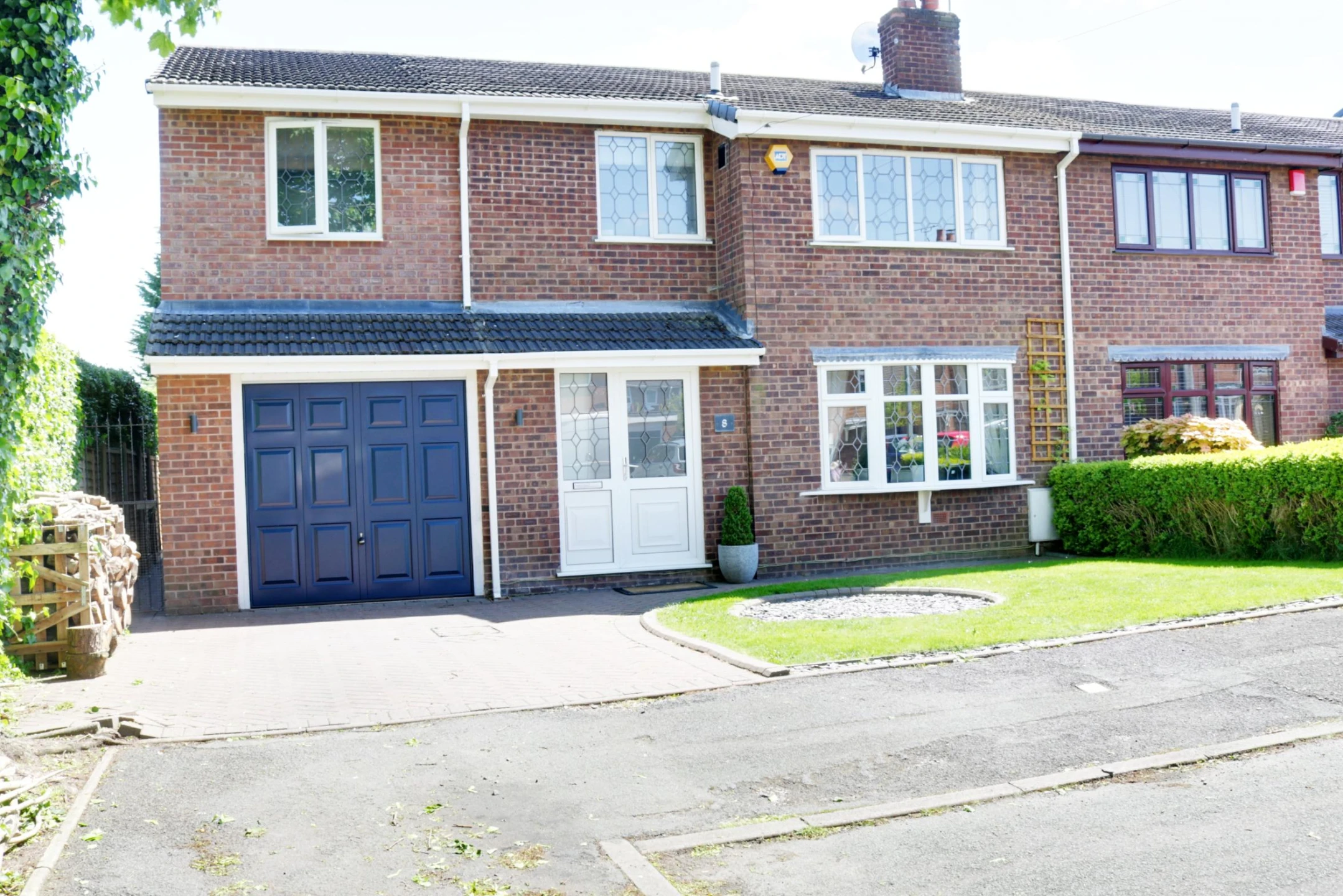 Property enquiry form background image