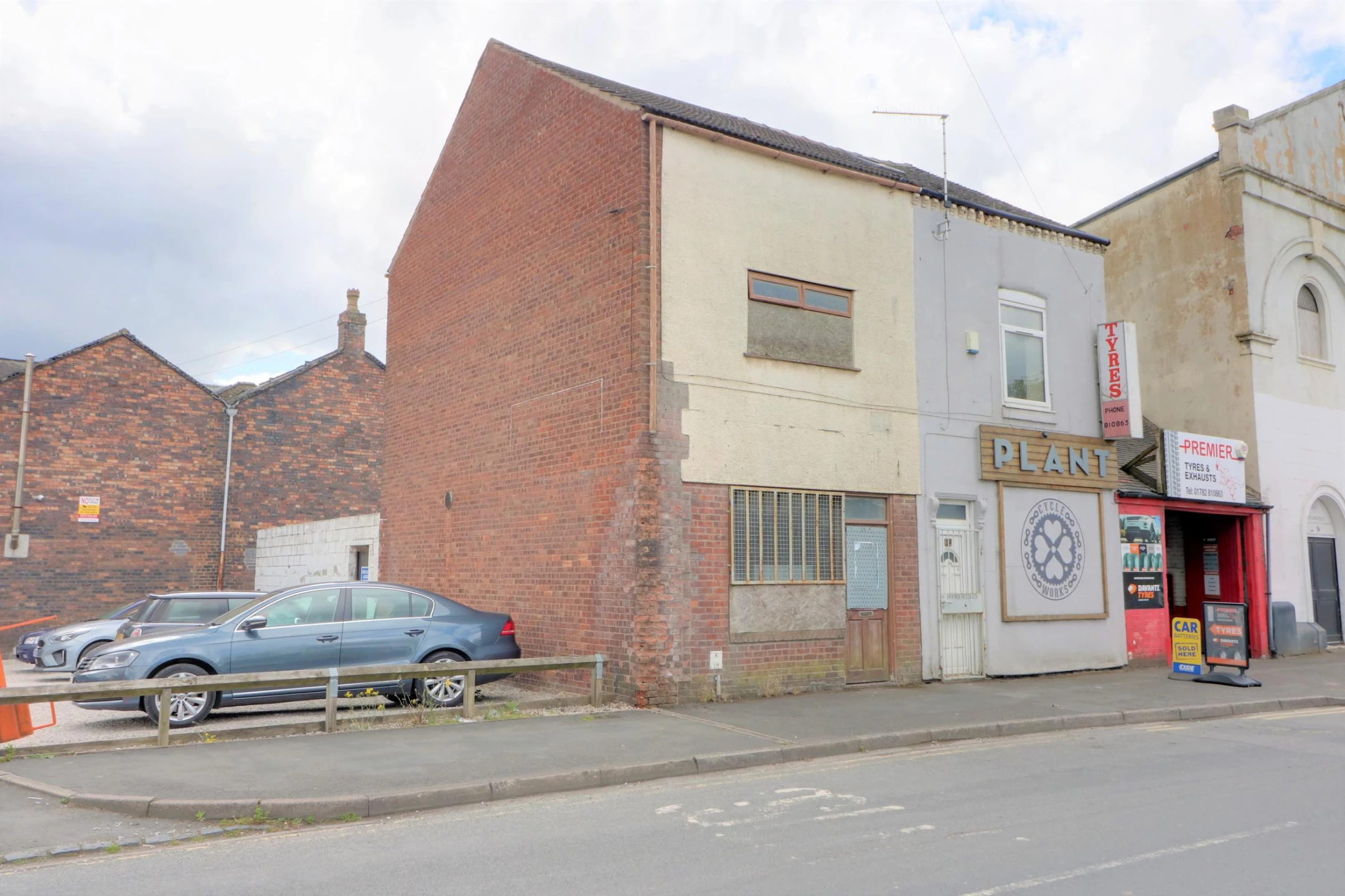 Property enquiry form background image