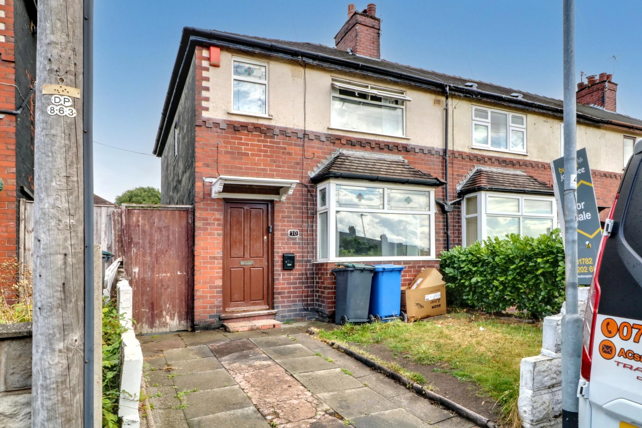 Property enquiry form background image