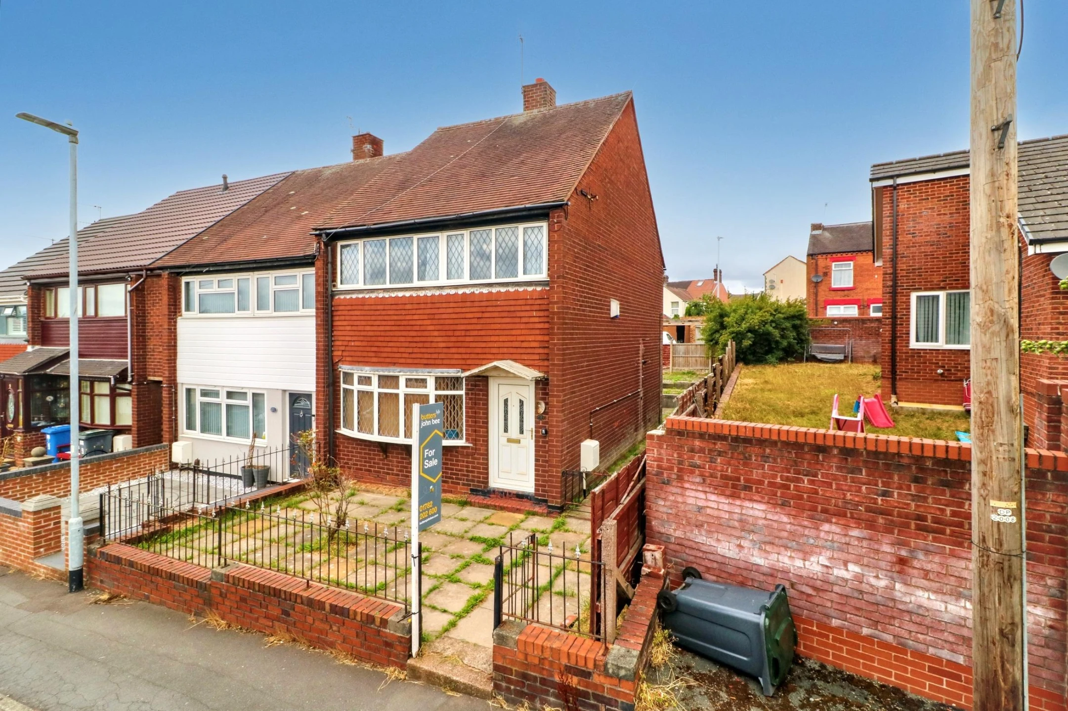 Property enquiry form background image