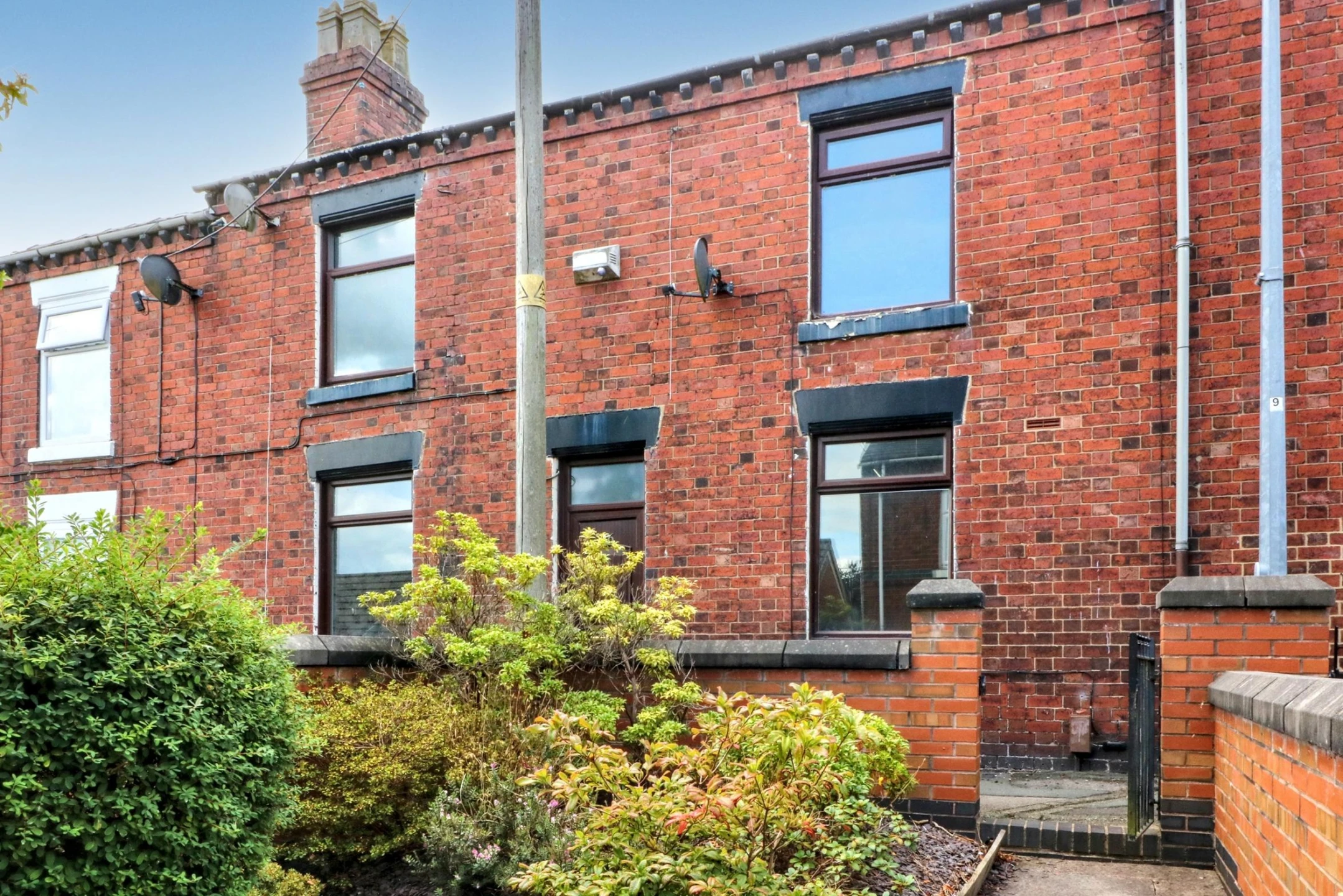 Property enquiry form background image