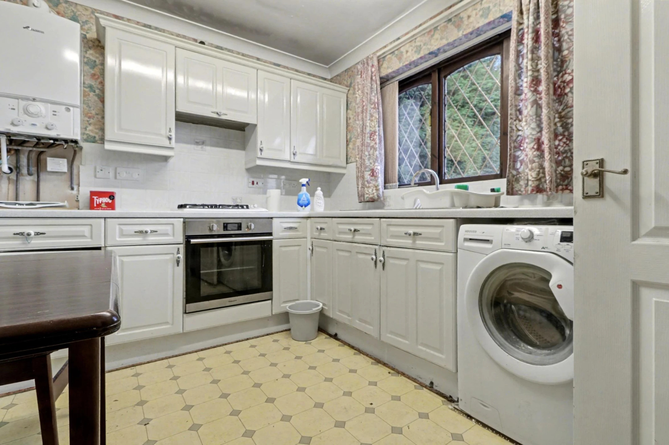 Pomona Rise, Sneyd Green Stoke-On-Trent ST1 6EG