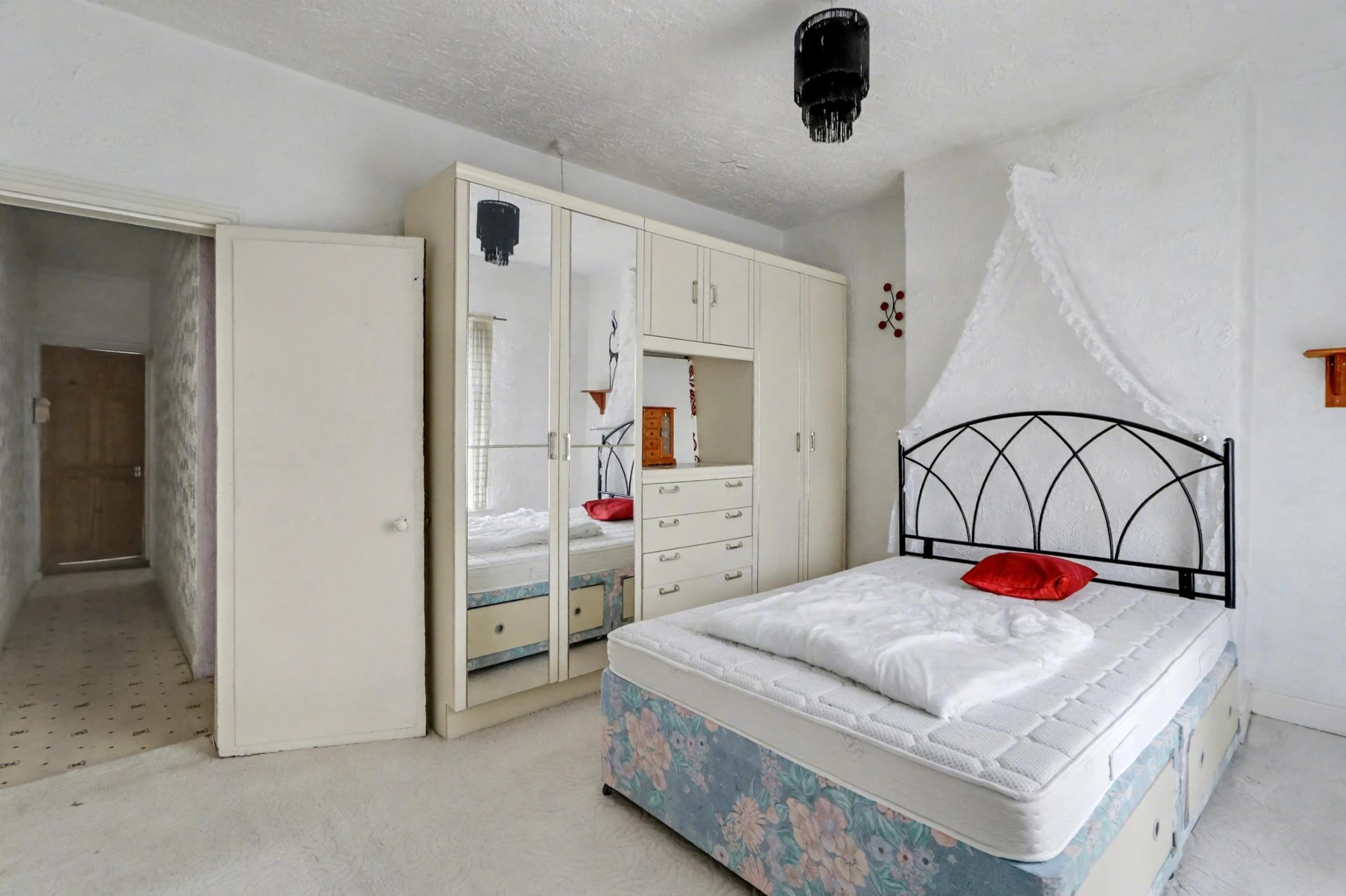 Park Road, Burslem, Stoke-On-Trent ST6 1EJ