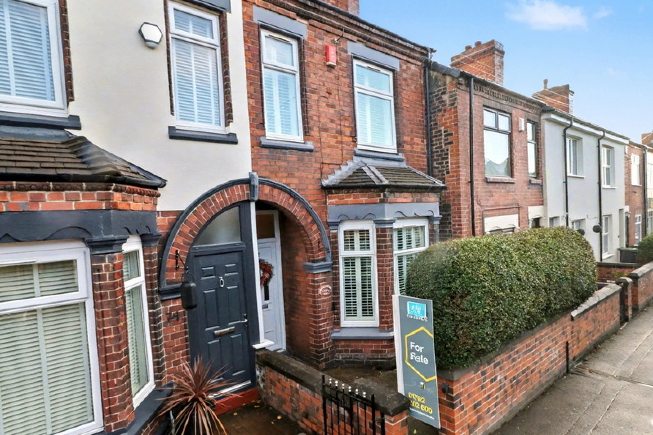 Property enquiry form background image