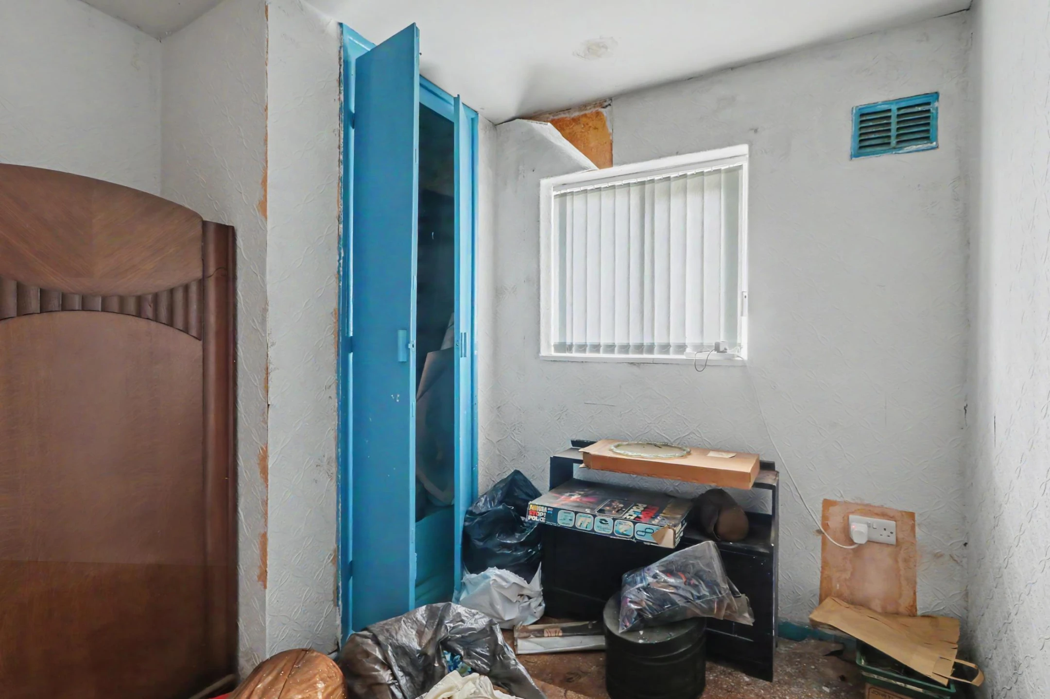 Oversley Road Stoke-On-Trent ST6 6TY