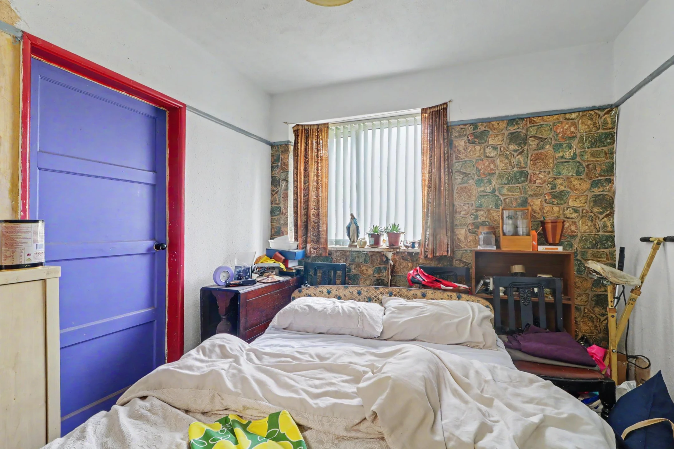 Oversley Road Stoke-On-Trent ST6 6TY