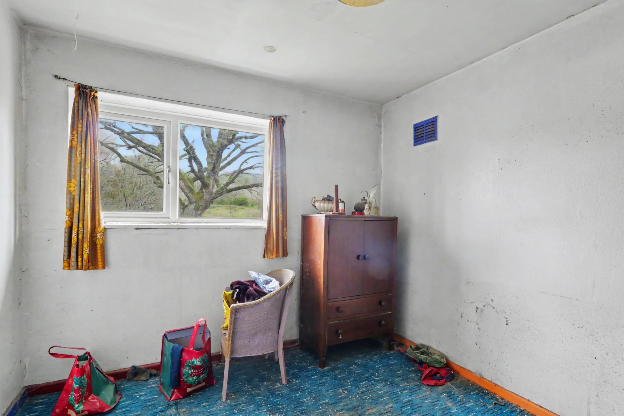 Oversley Road Stoke-On-Trent ST6 6TY