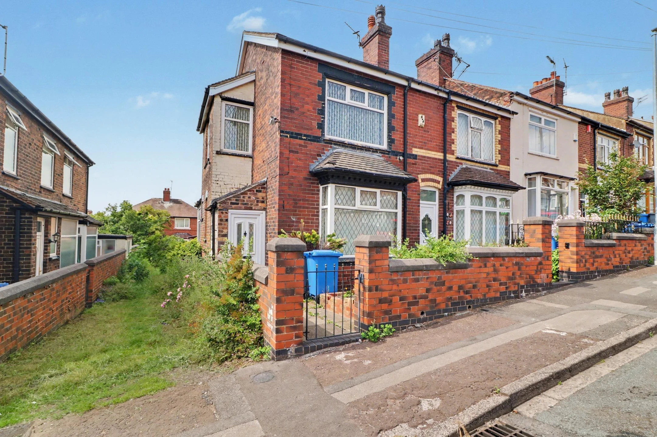 Property enquiry form background image