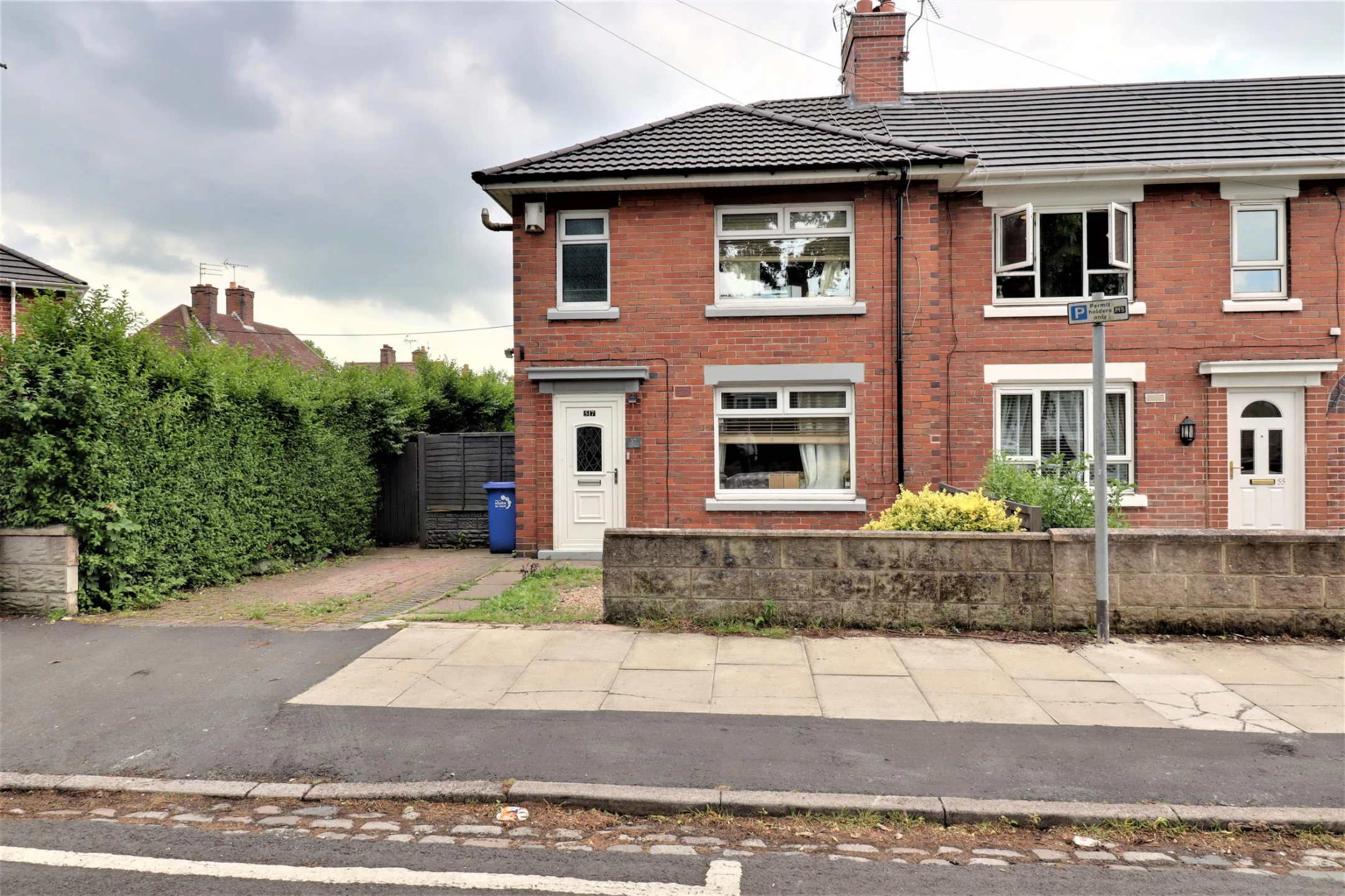 Property enquiry form background image