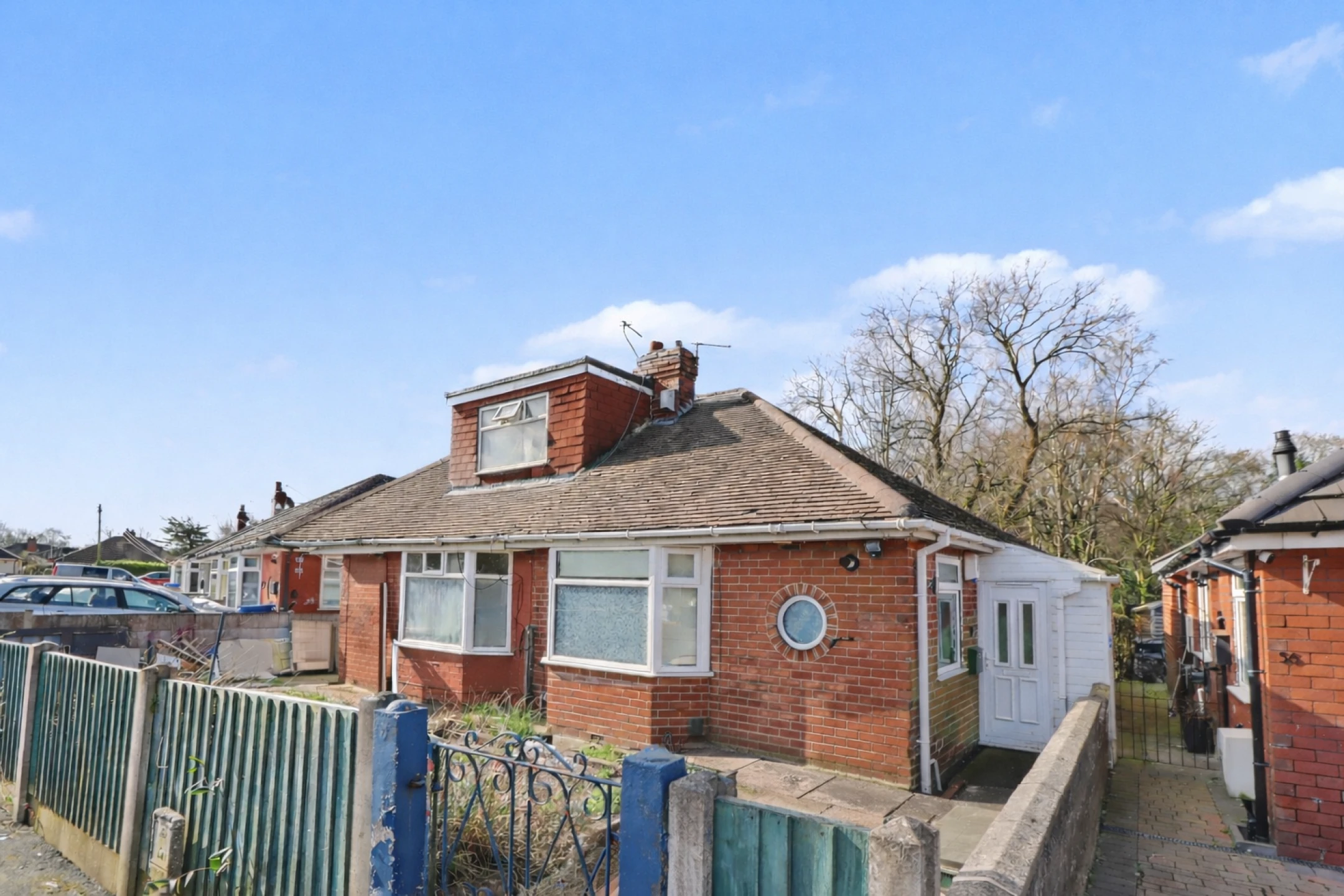 Property enquiry form background image