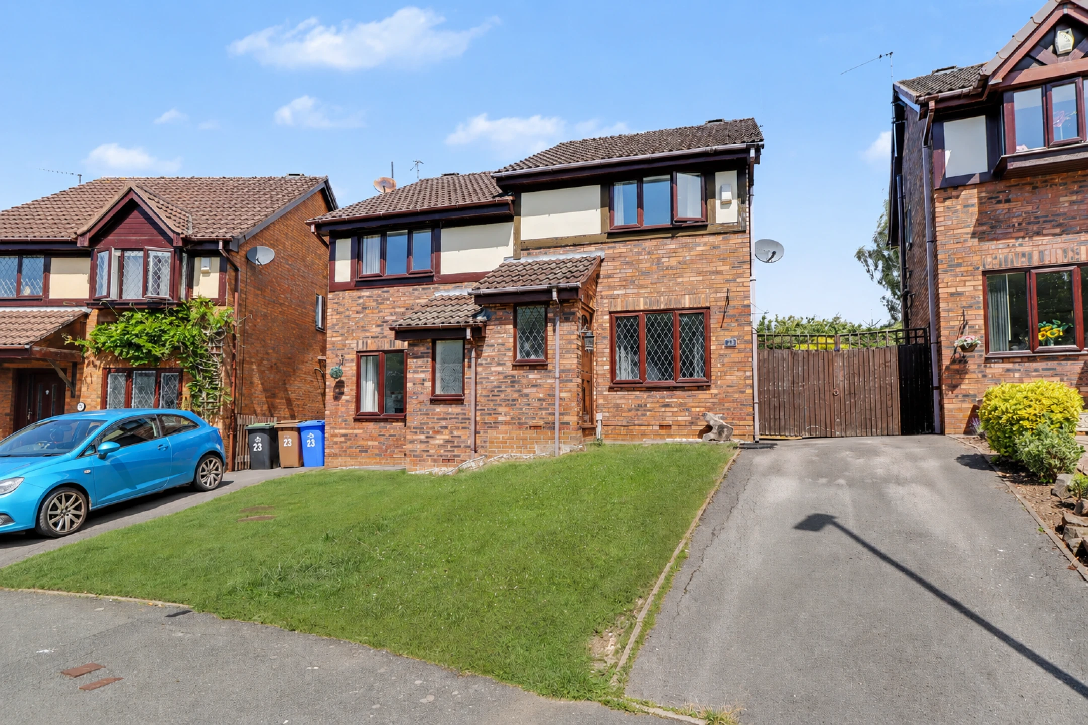 Property enquiry form background image