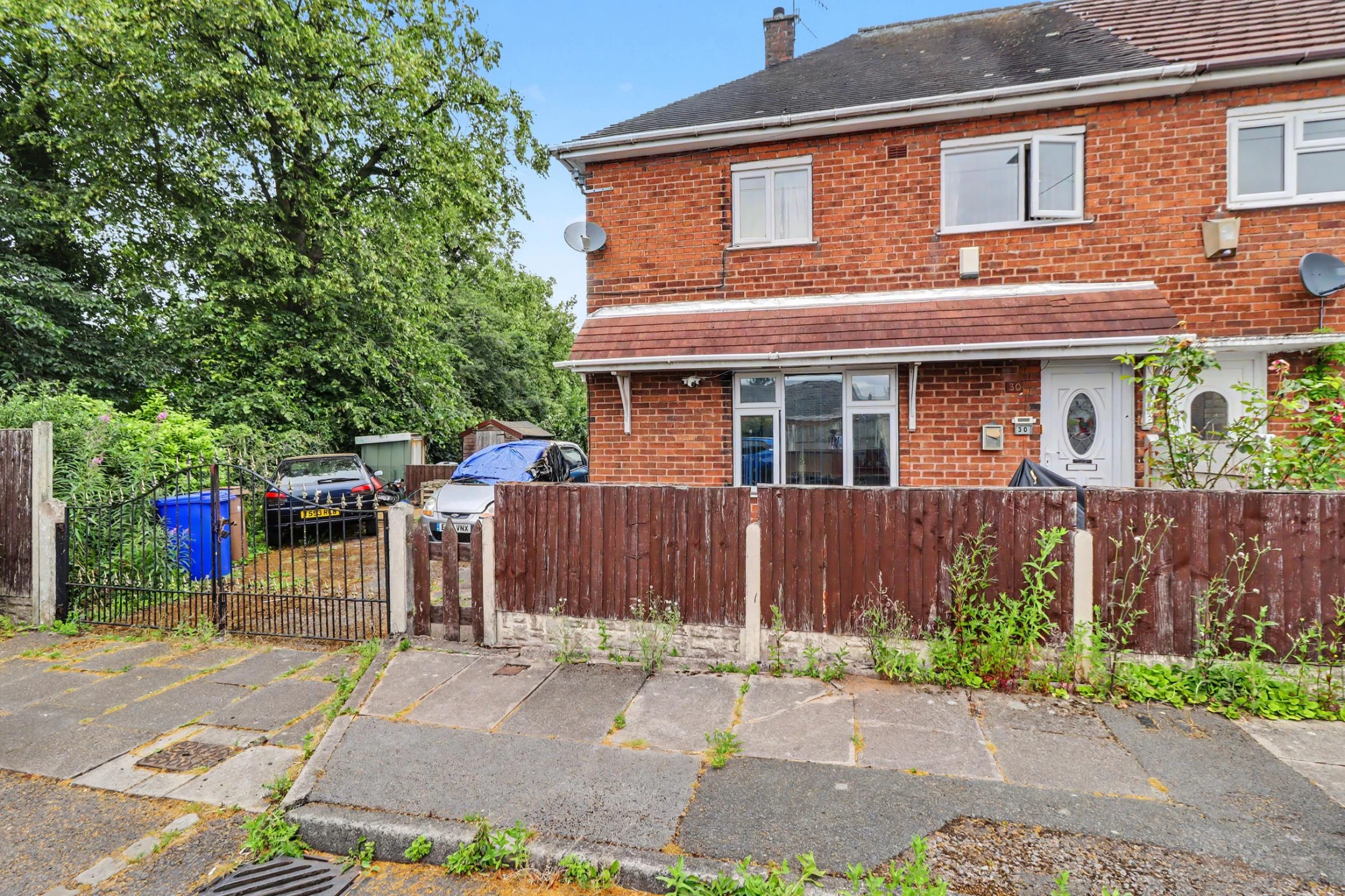 Property enquiry form background image