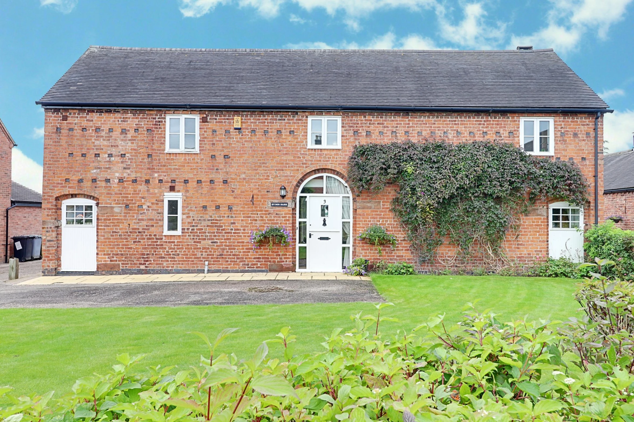 Property enquiry form background image