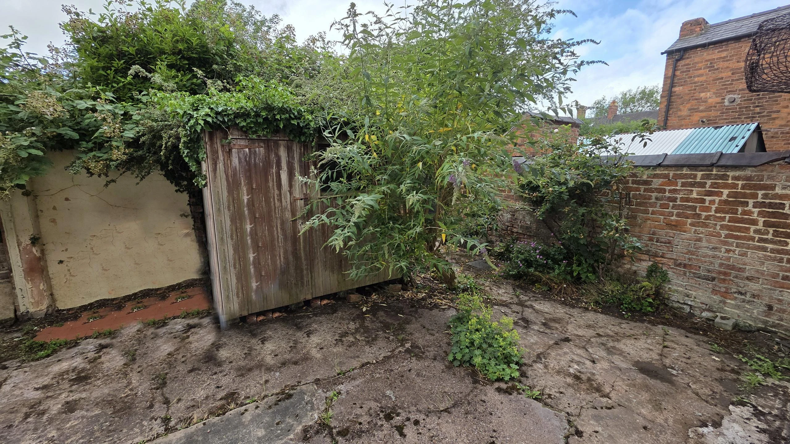 Laburnum Avenue, Nantwich