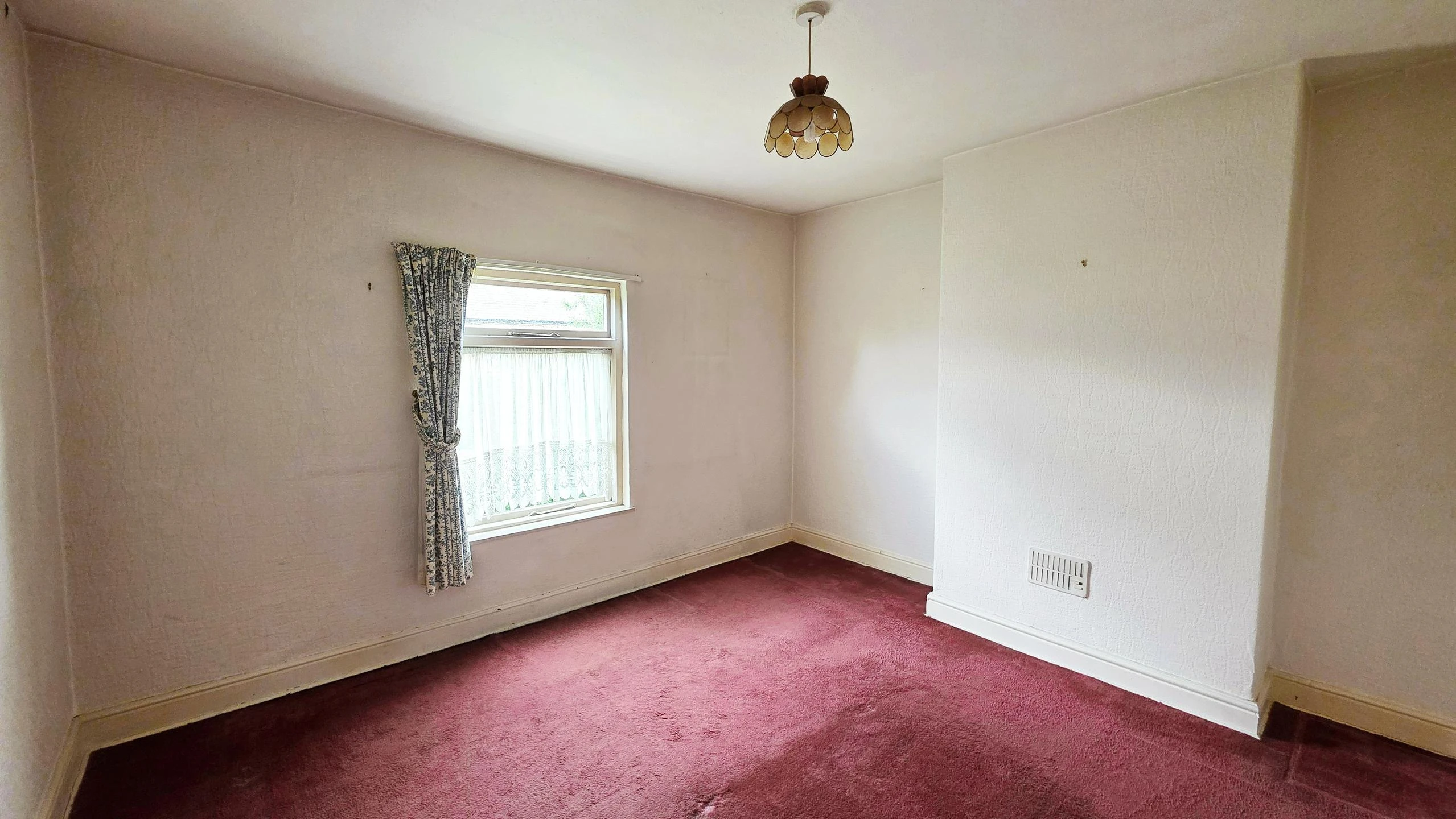 Laburnum Avenue, Nantwich