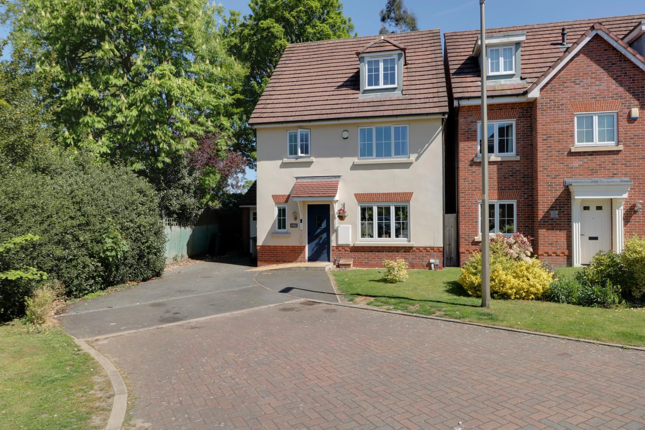 Property enquiry form background image