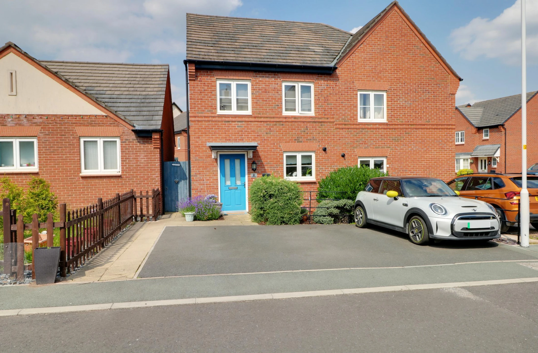 Property enquiry form background image