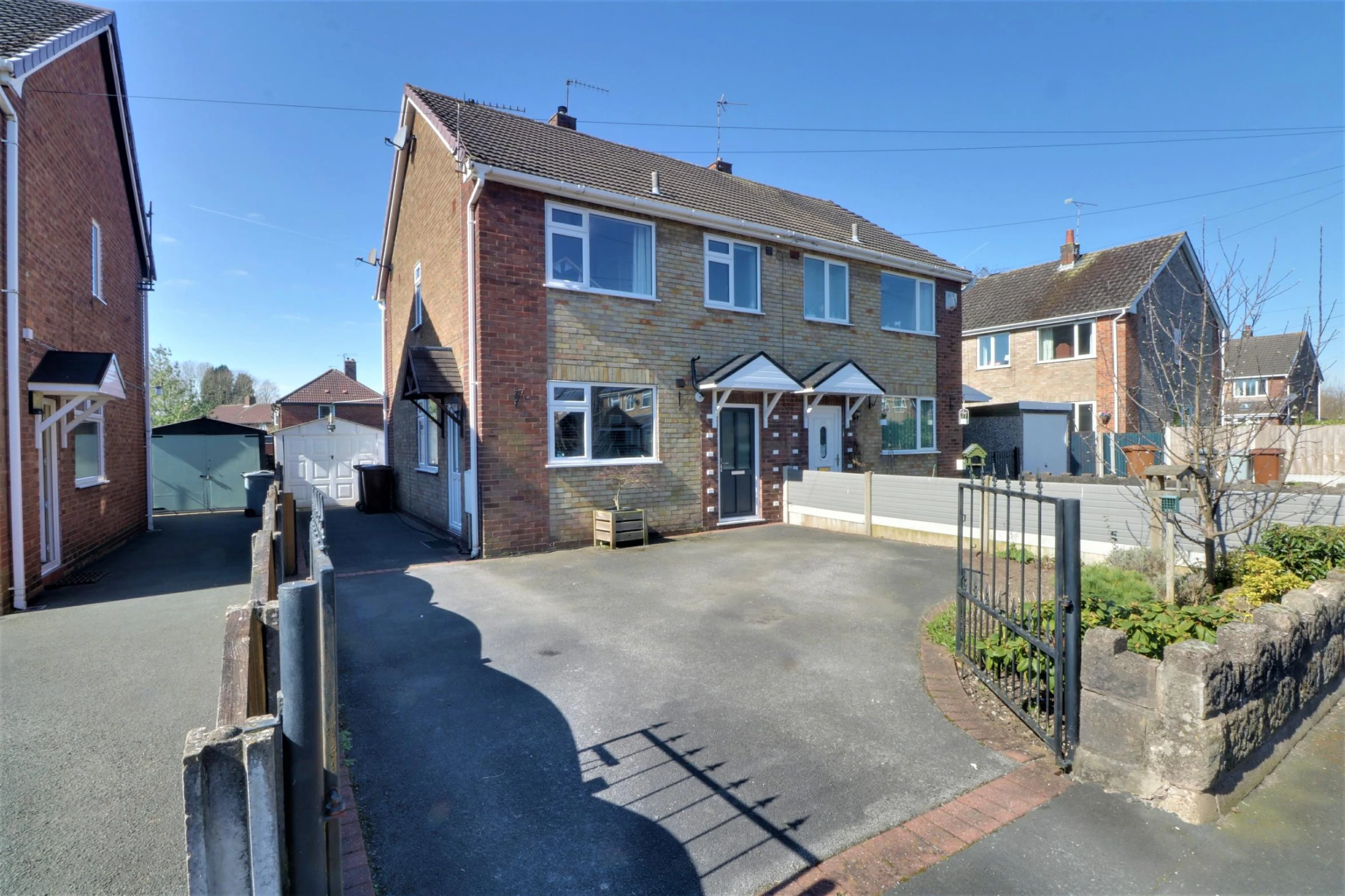 Property enquiry form background image