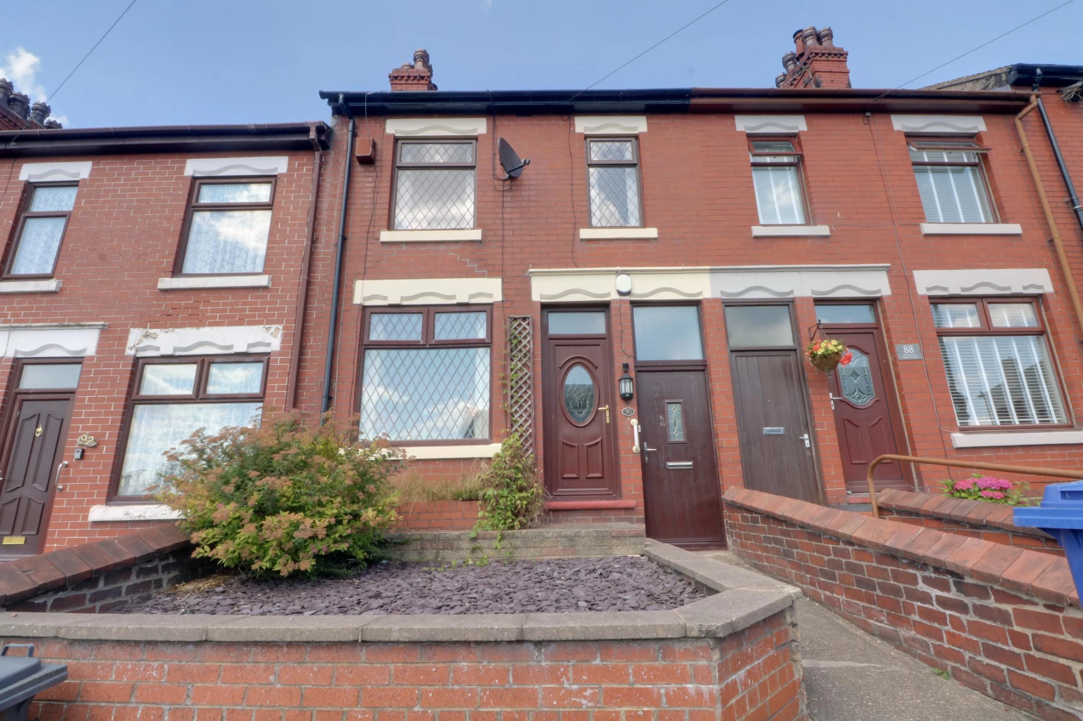 Property enquiry form background image