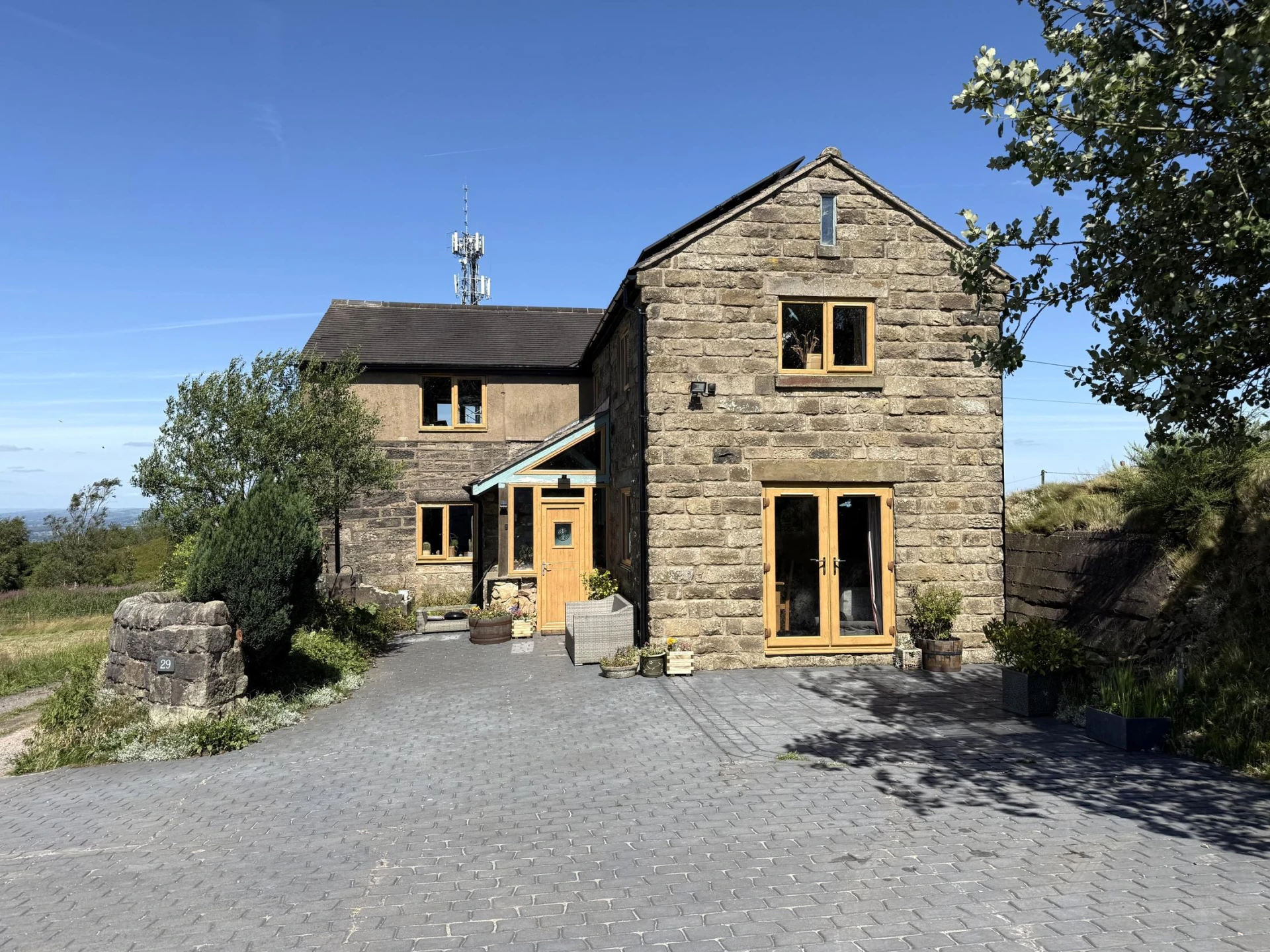 Listing image