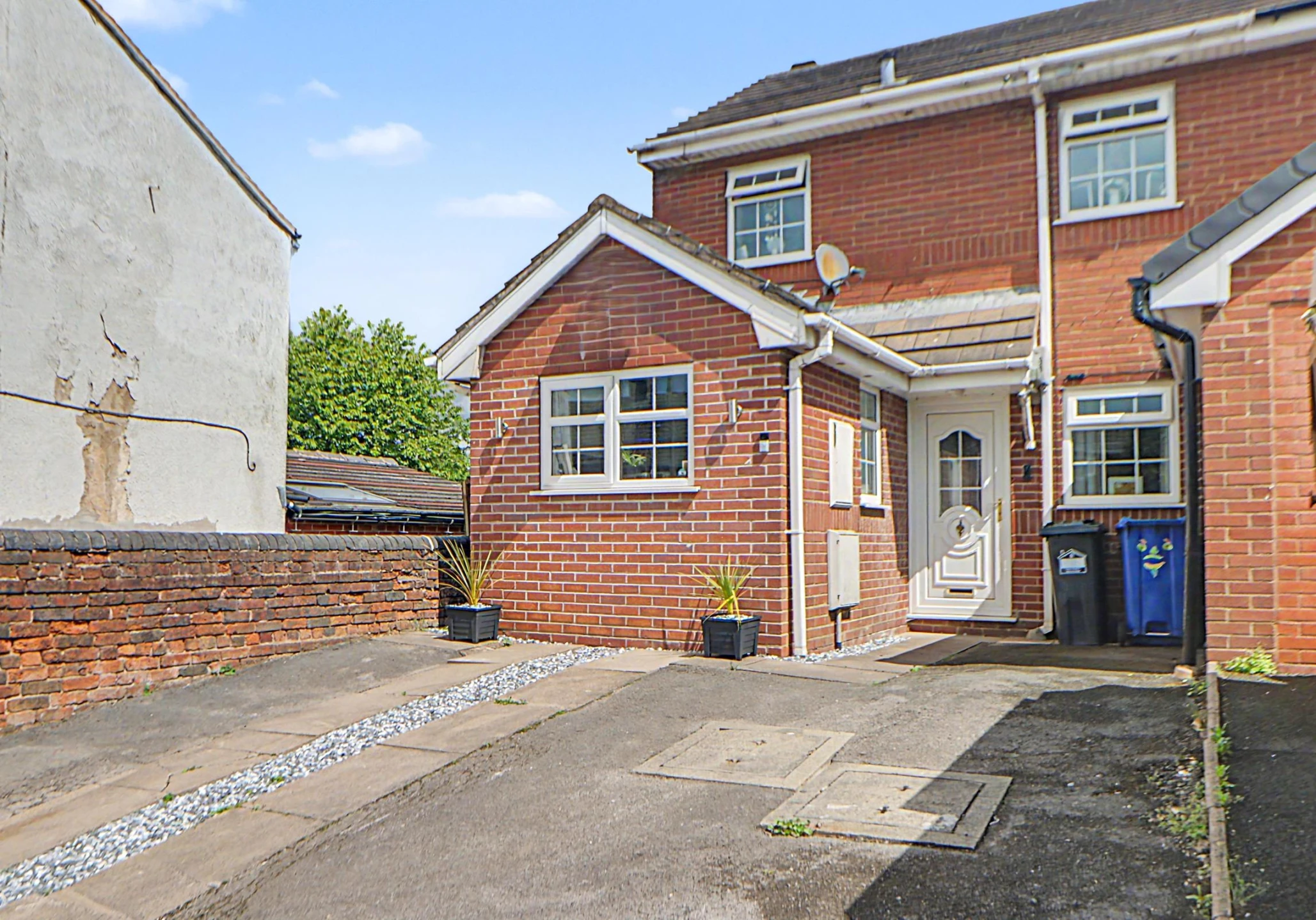 Property enquiry form background image