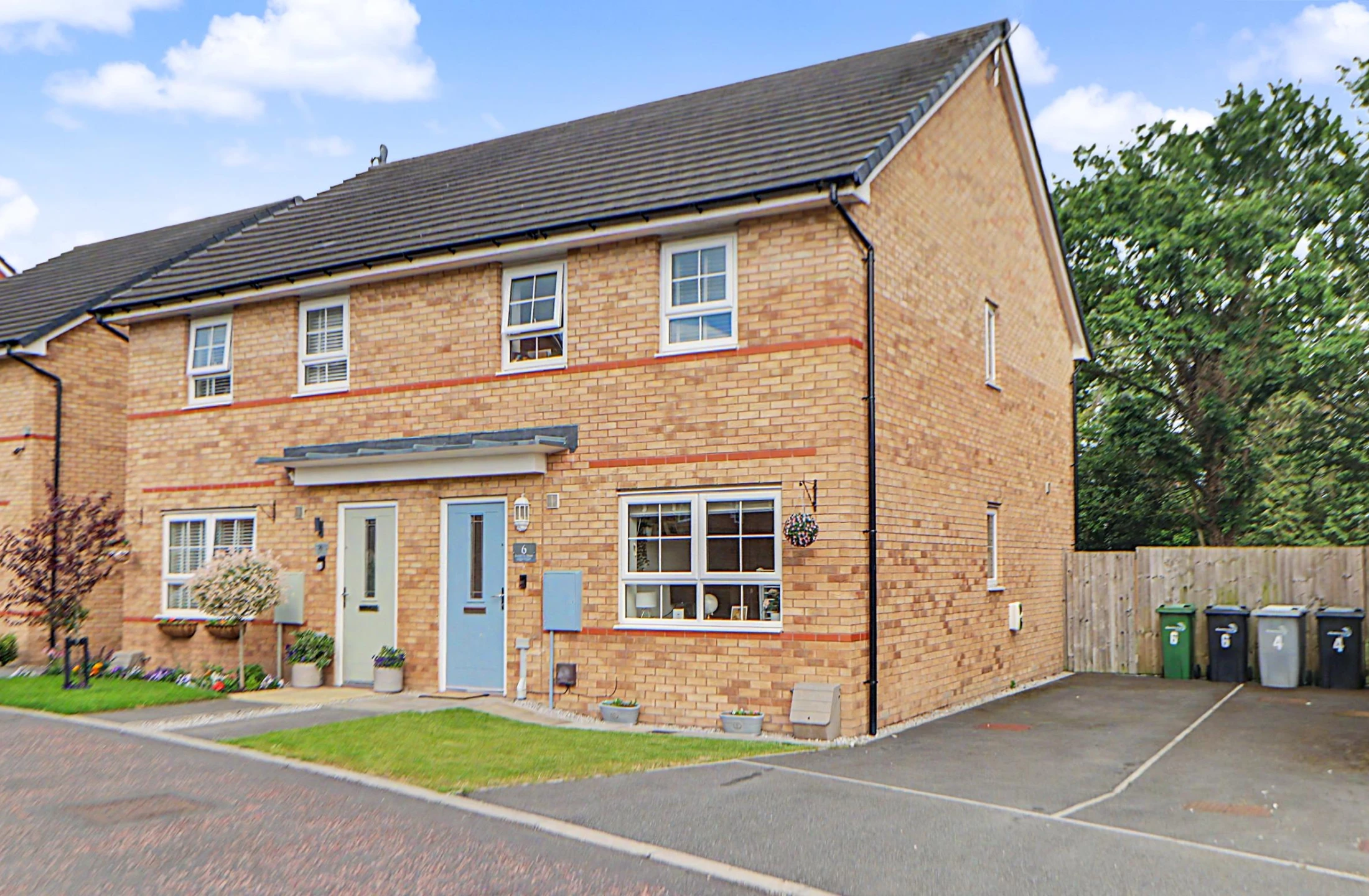 Property enquiry form background image