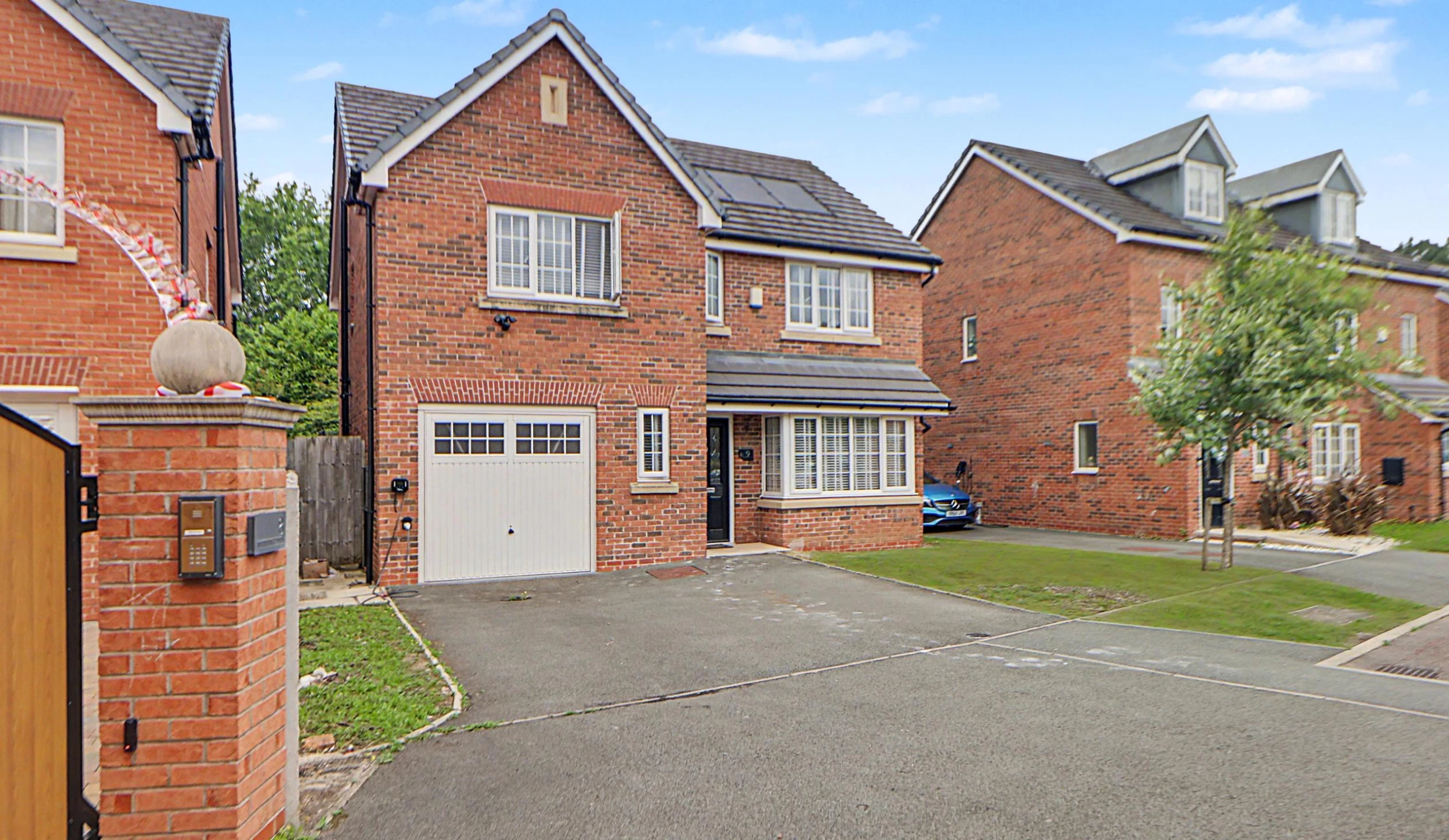 Property enquiry form background image