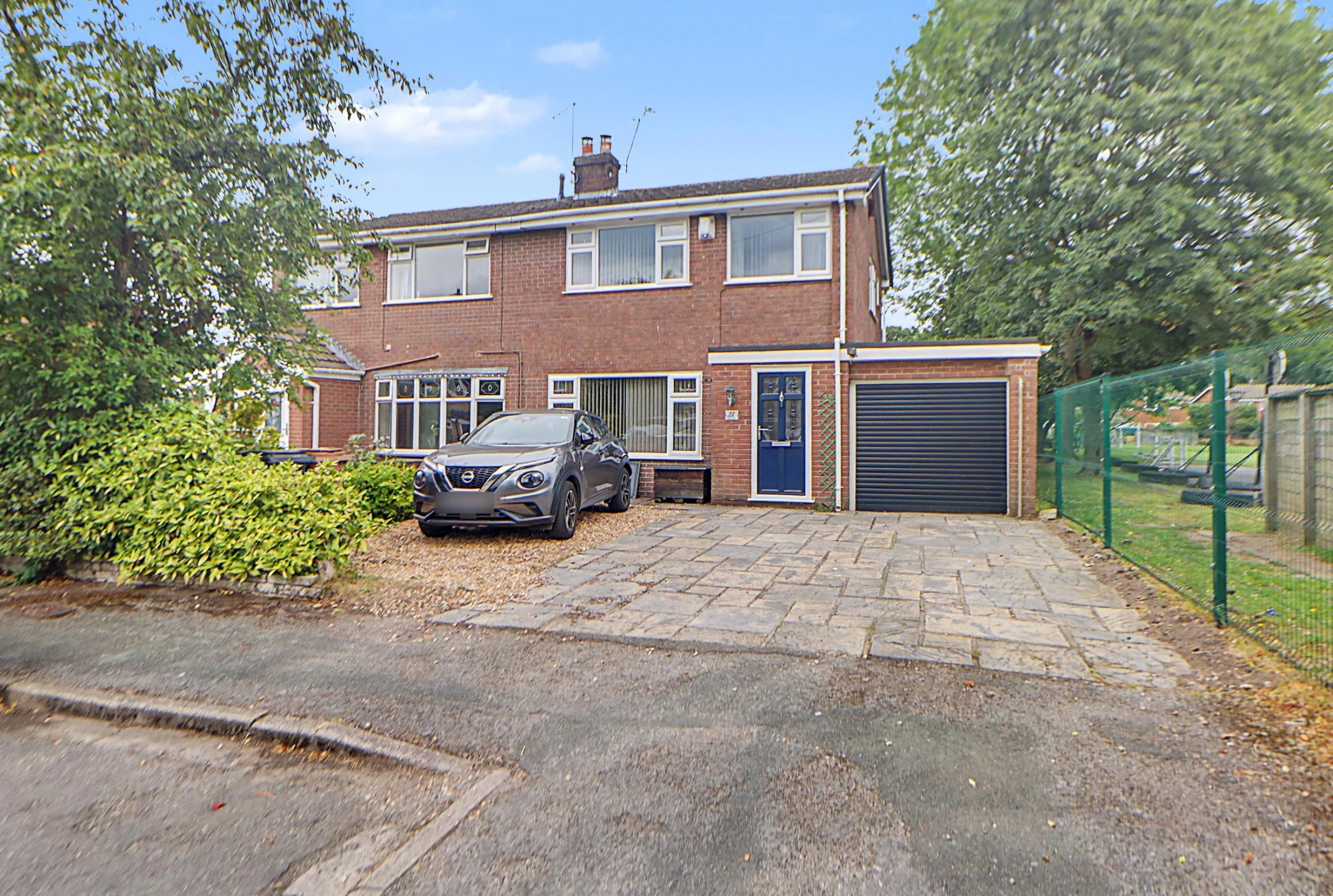 Property enquiry form background image