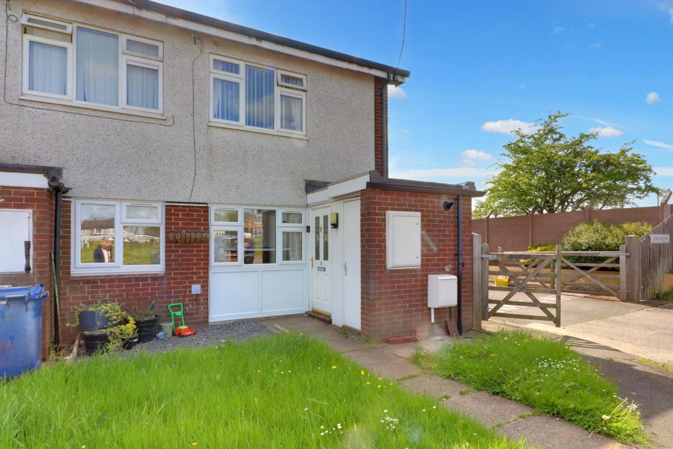 Property enquiry form background image