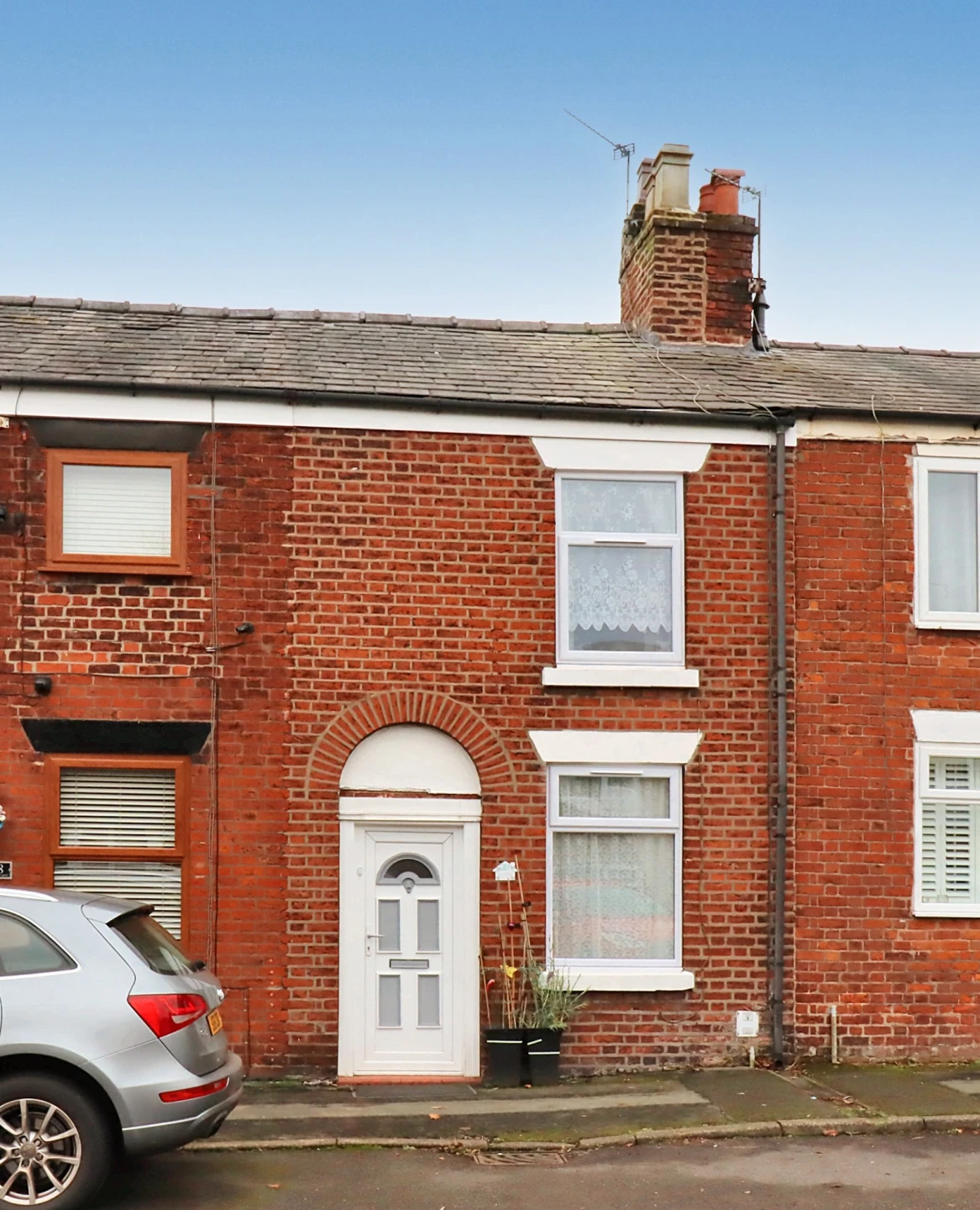 Property enquiry form background image